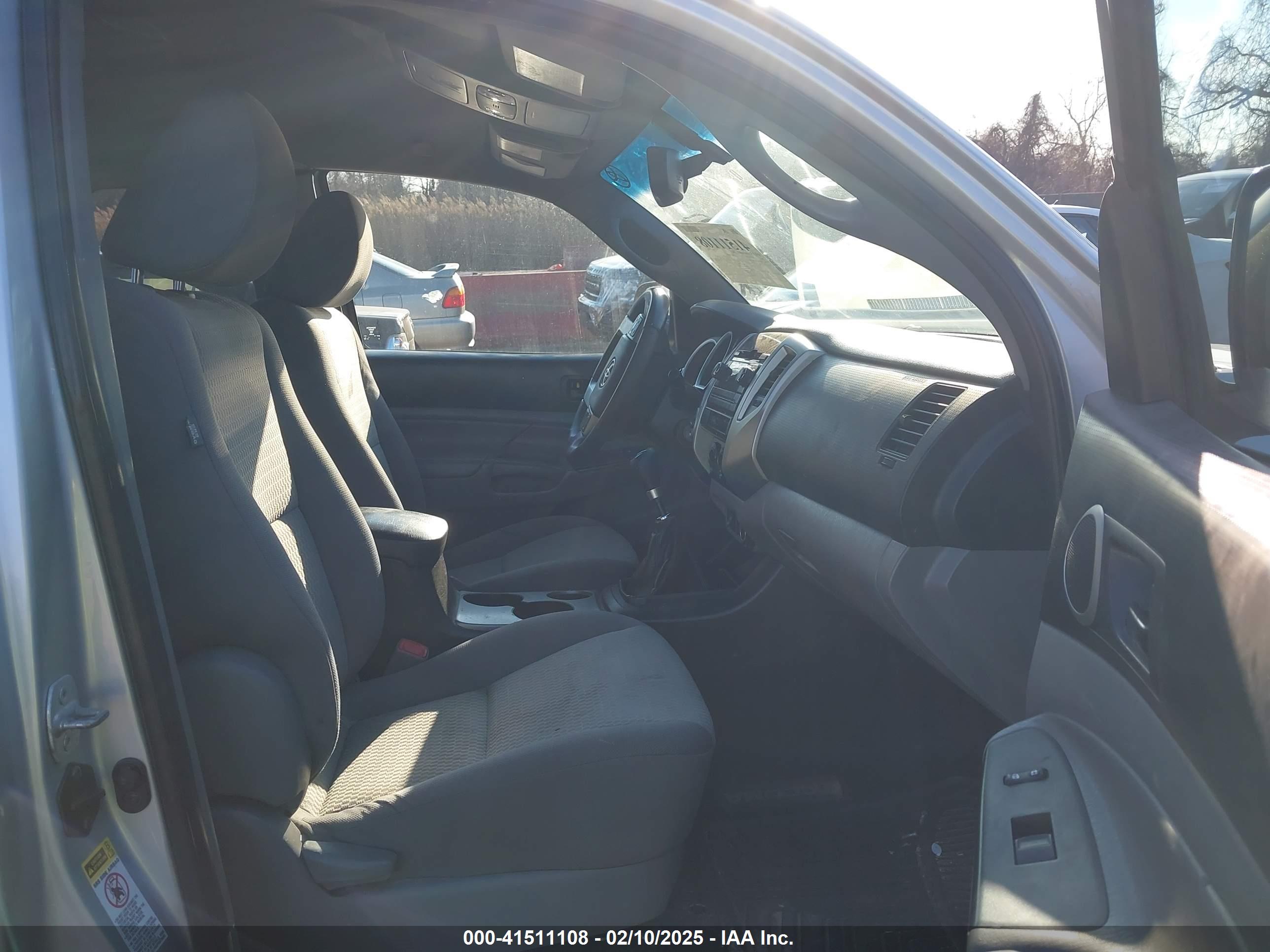 TOYOTA TACOMA image 5