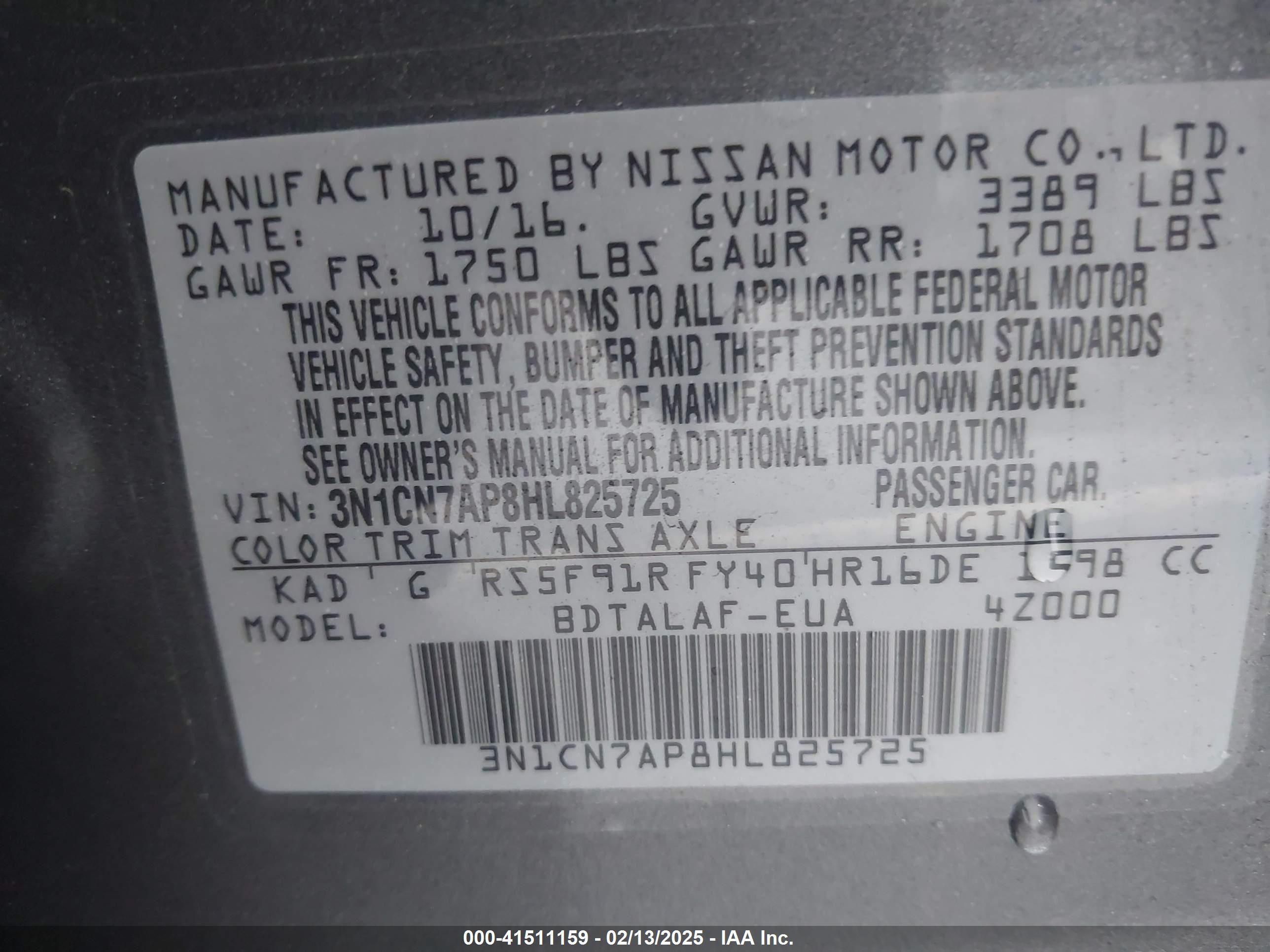 NISSAN VERSA image 9