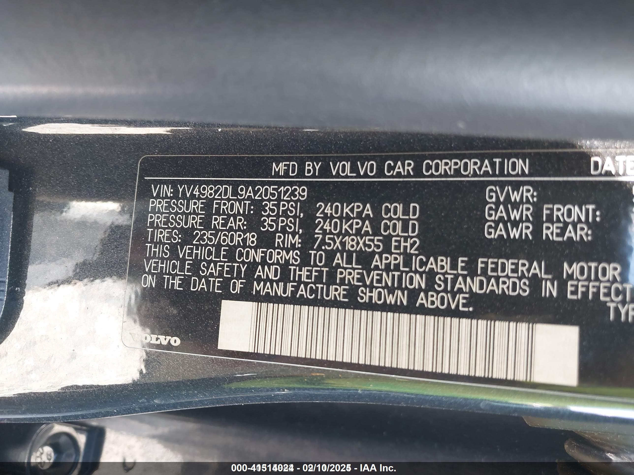 VOLVO XC60 image 9
