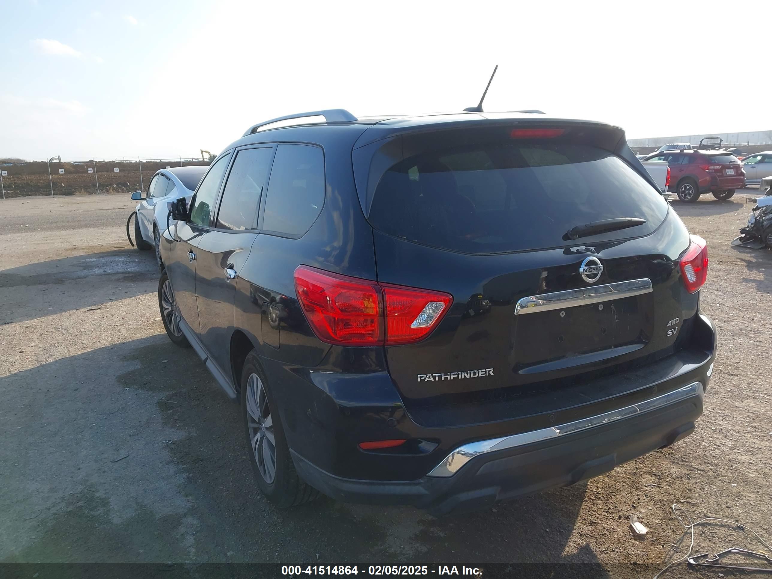 NISSAN PATHFINDER image 3