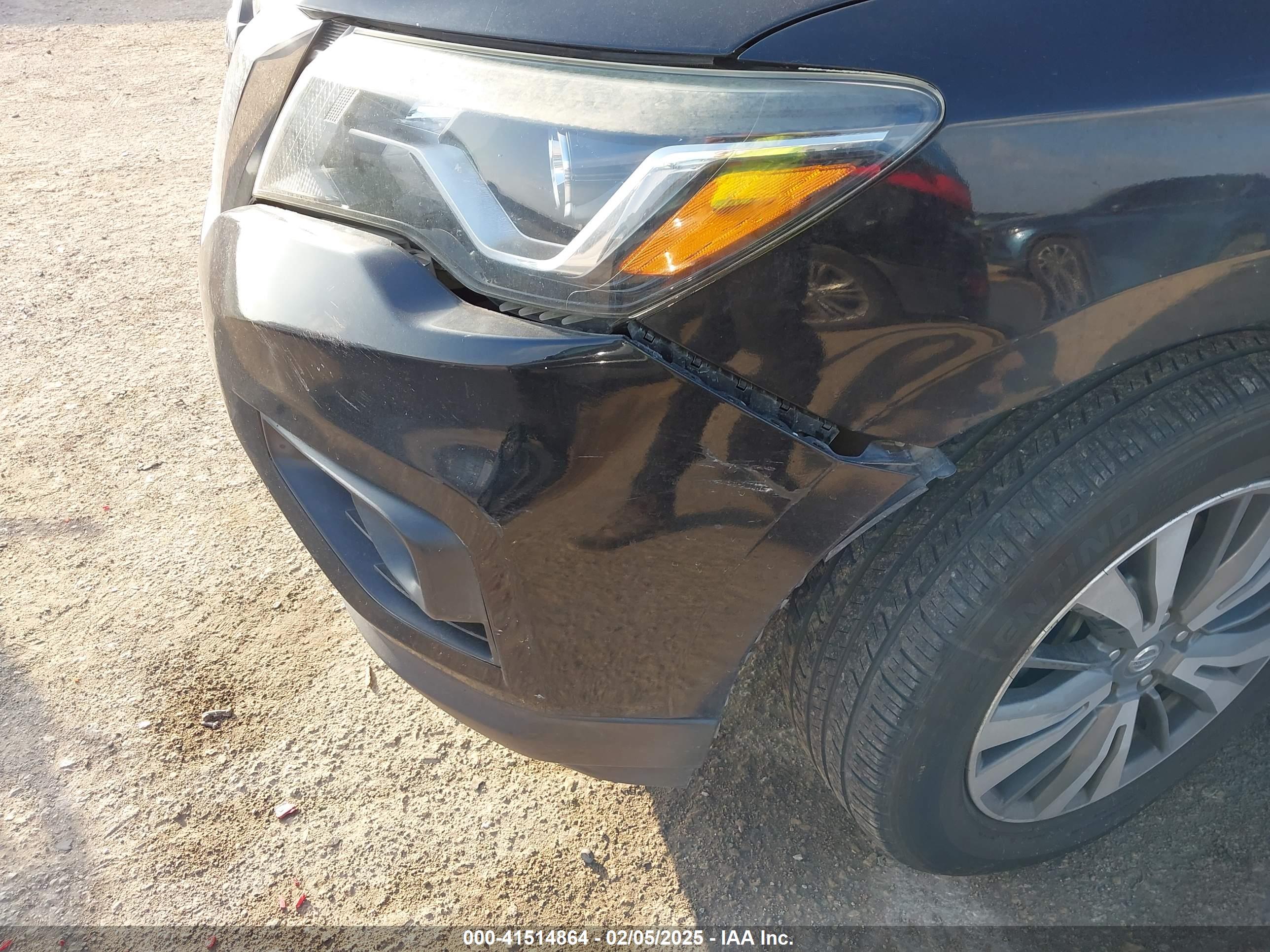 NISSAN PATHFINDER image 6