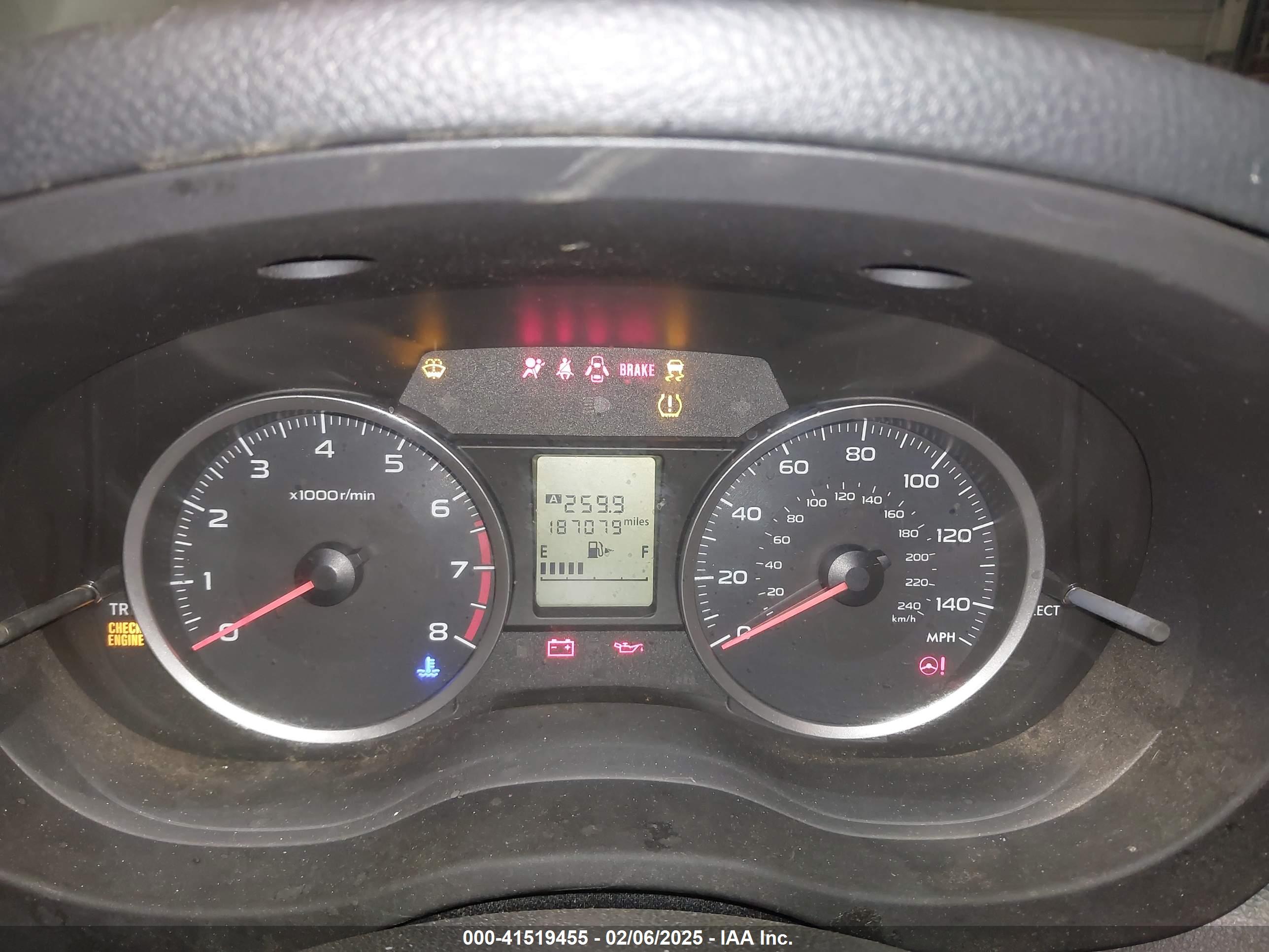 SUBARU FORESTER image 7