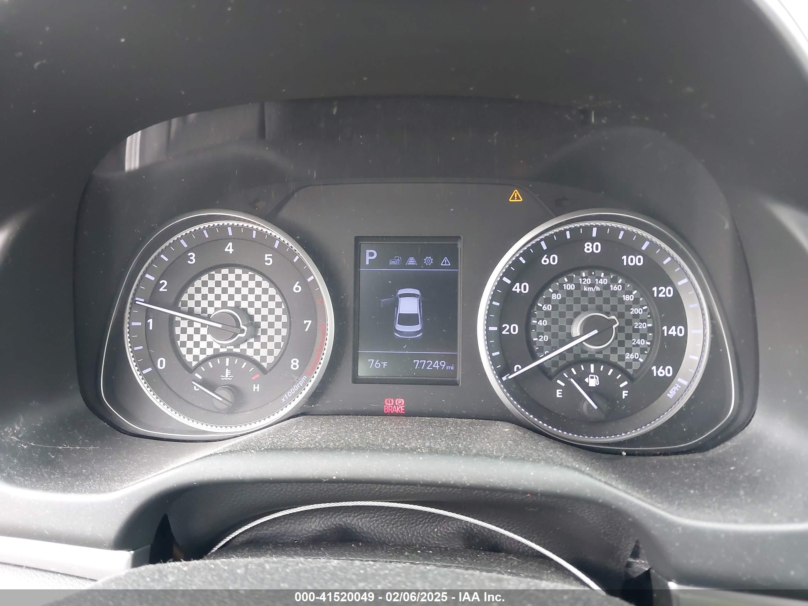 HYUNDAI ELANTRA image 7