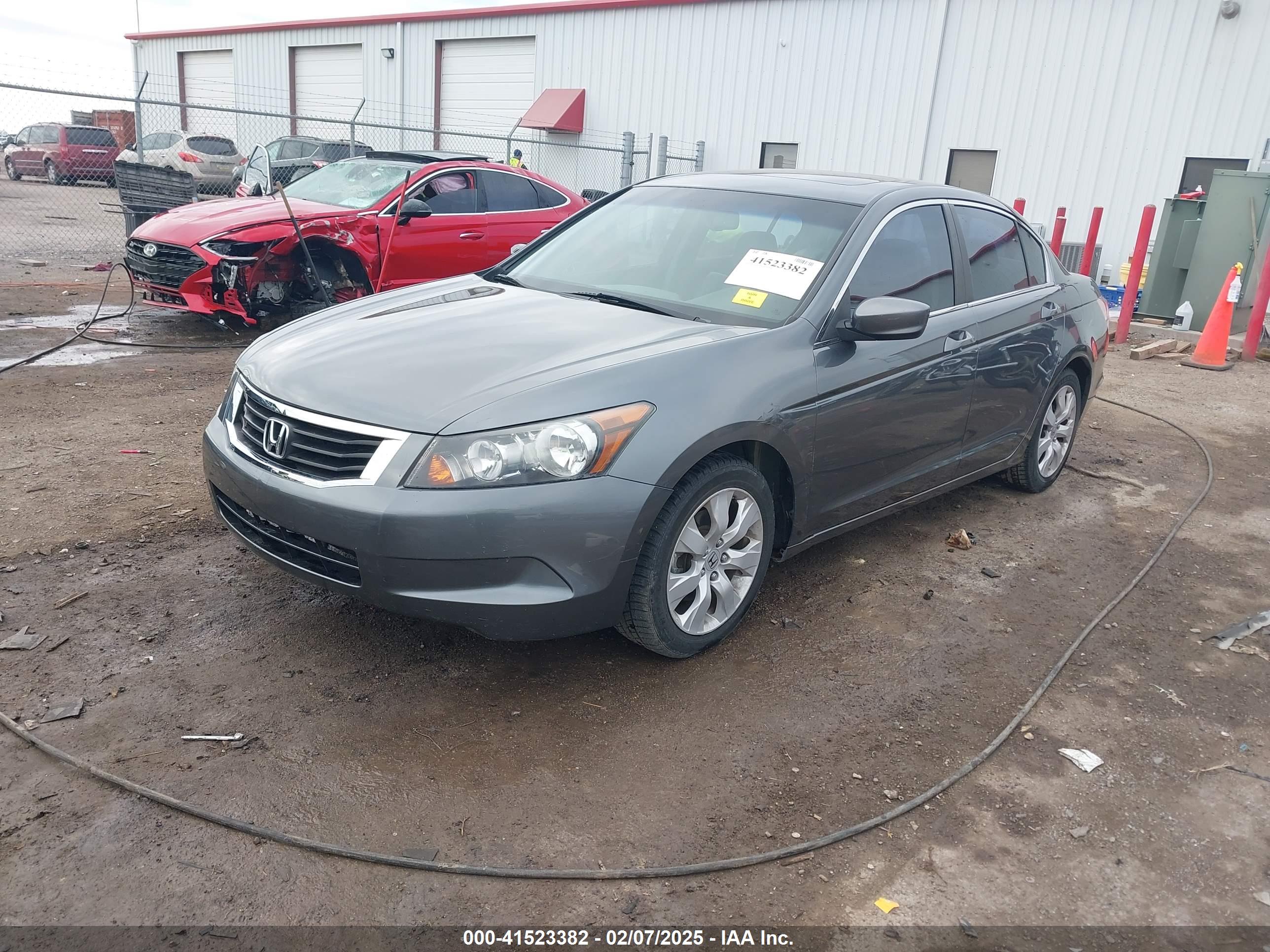 HONDA ACCORD image 2
