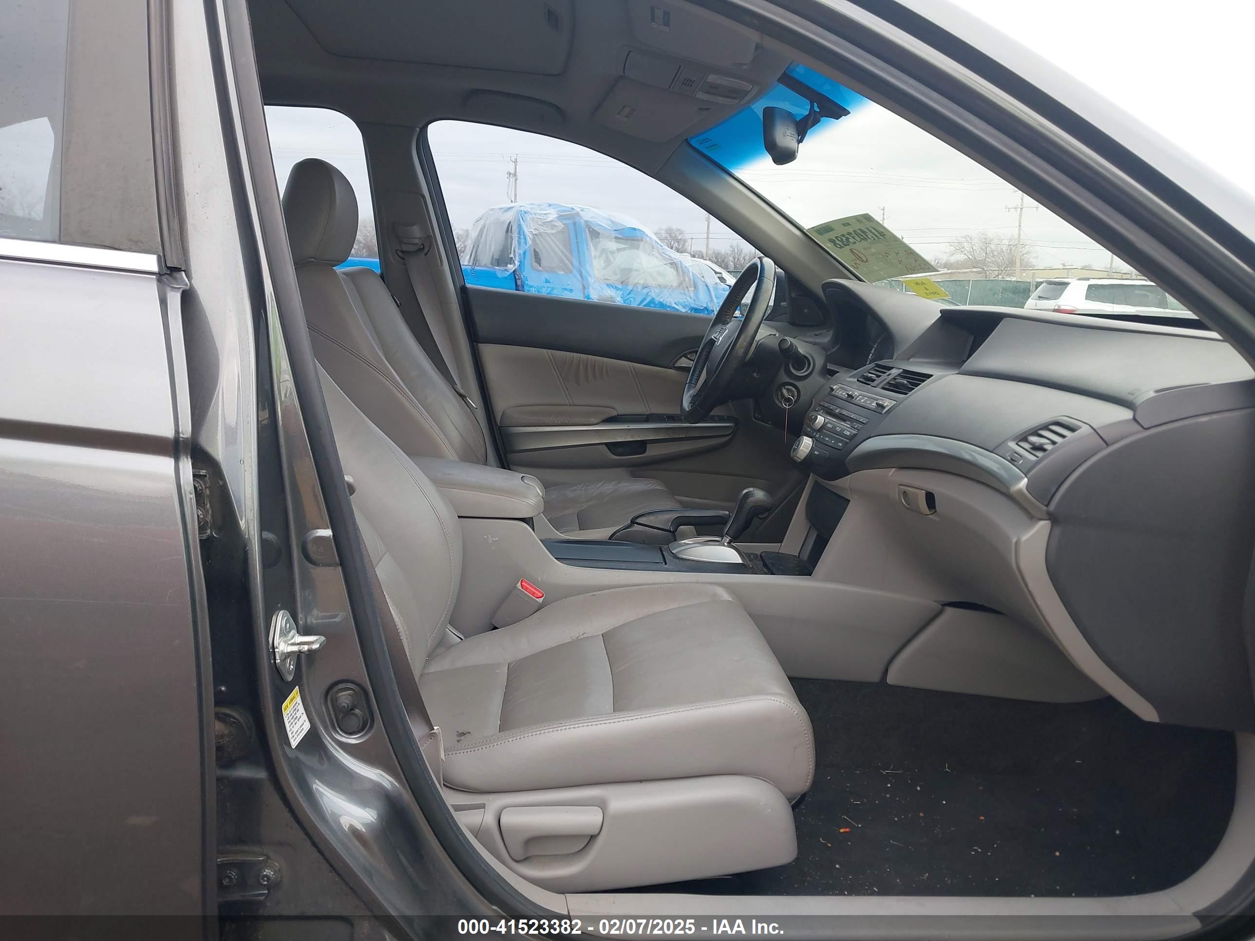 HONDA ACCORD image 5