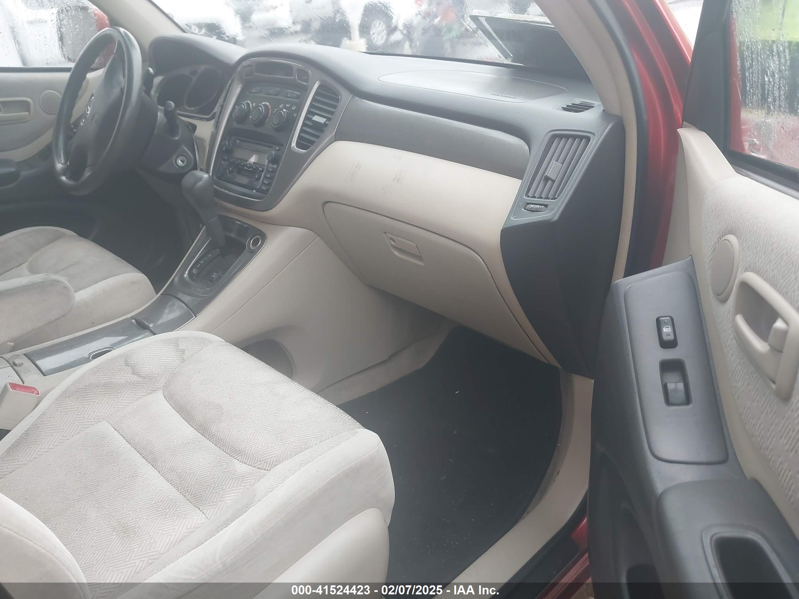 TOYOTA HIGHLANDER image 5