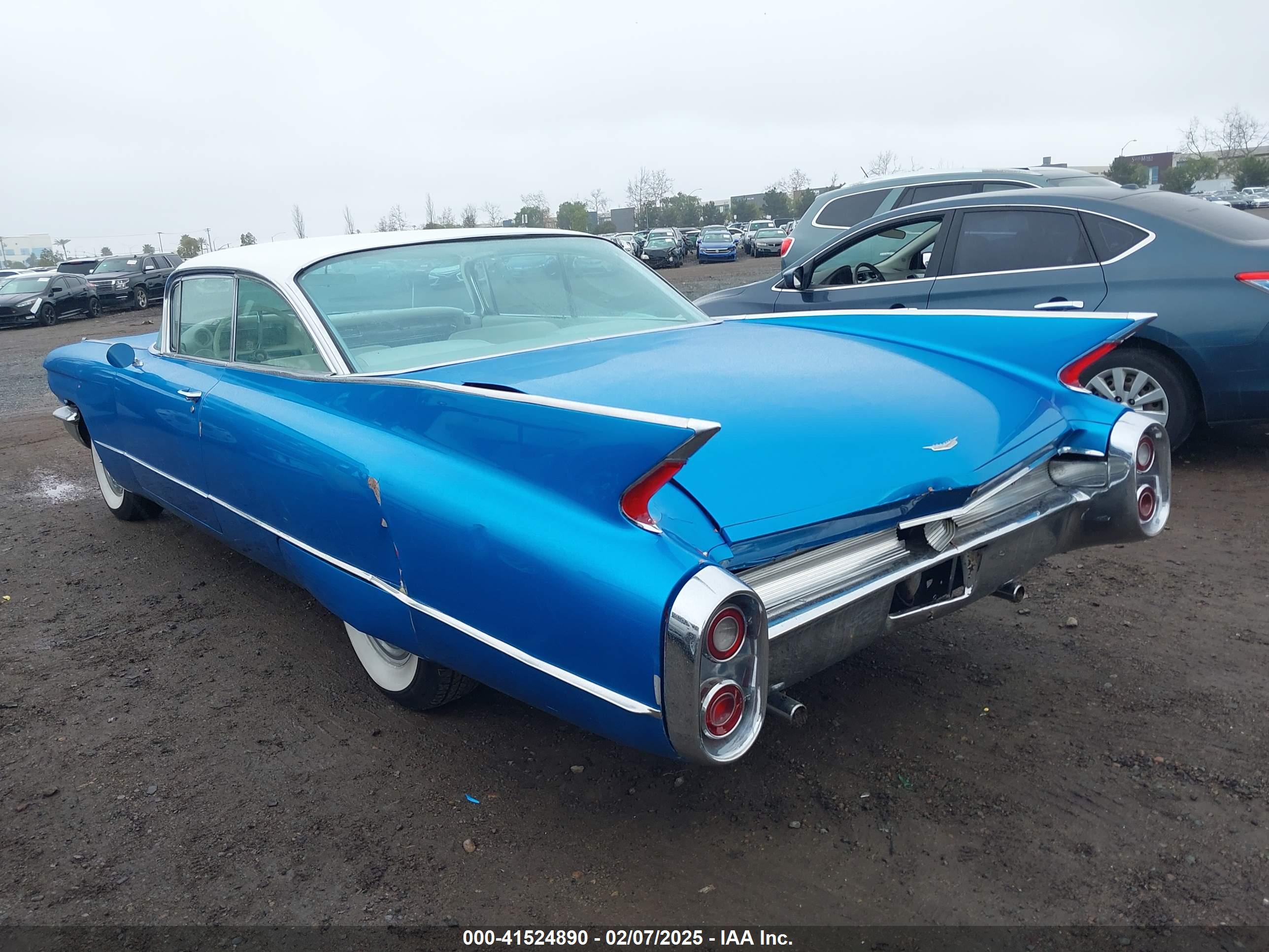 CADILLAC DEVILLE image 6