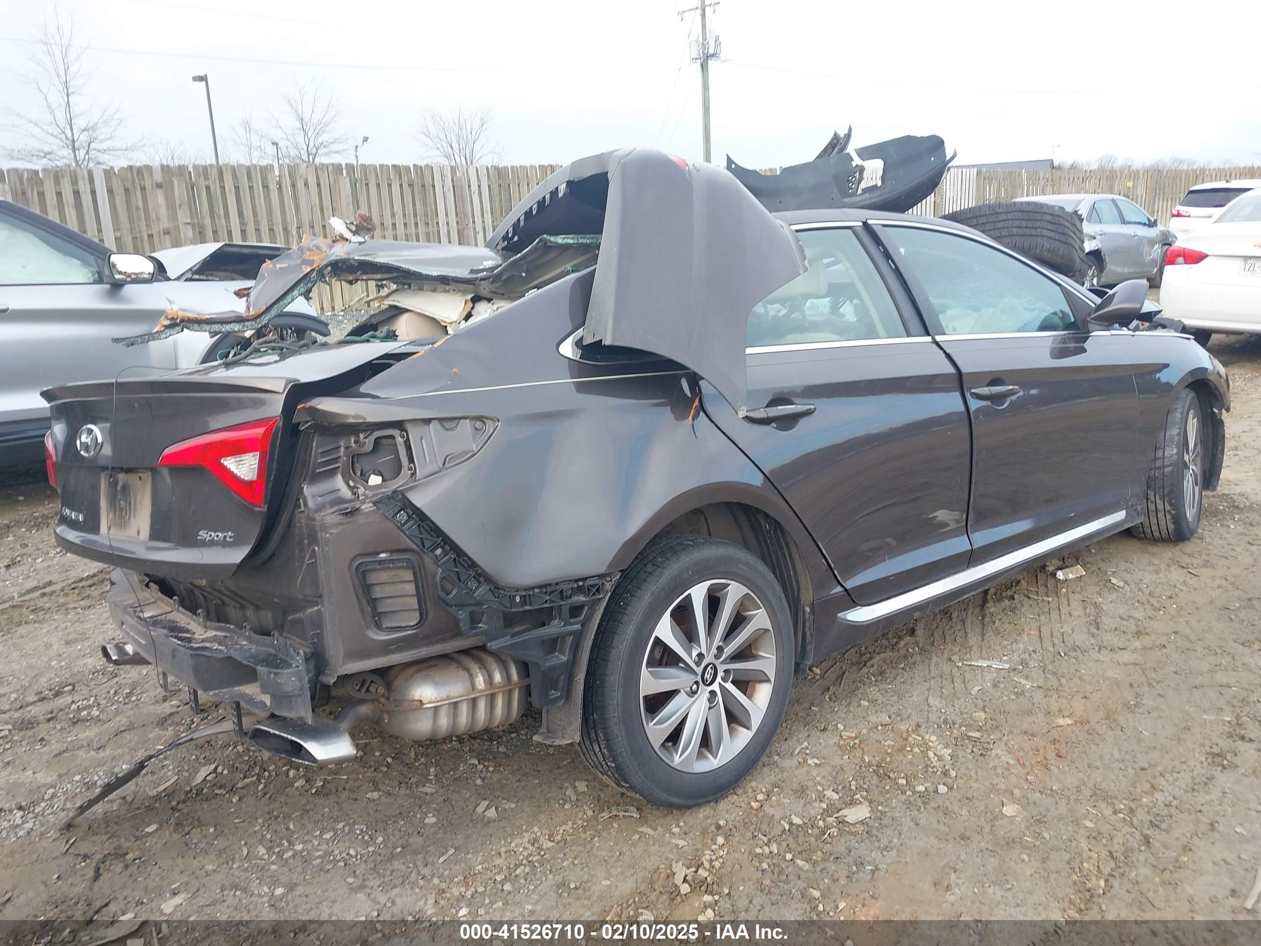 HYUNDAI SONATA image 4