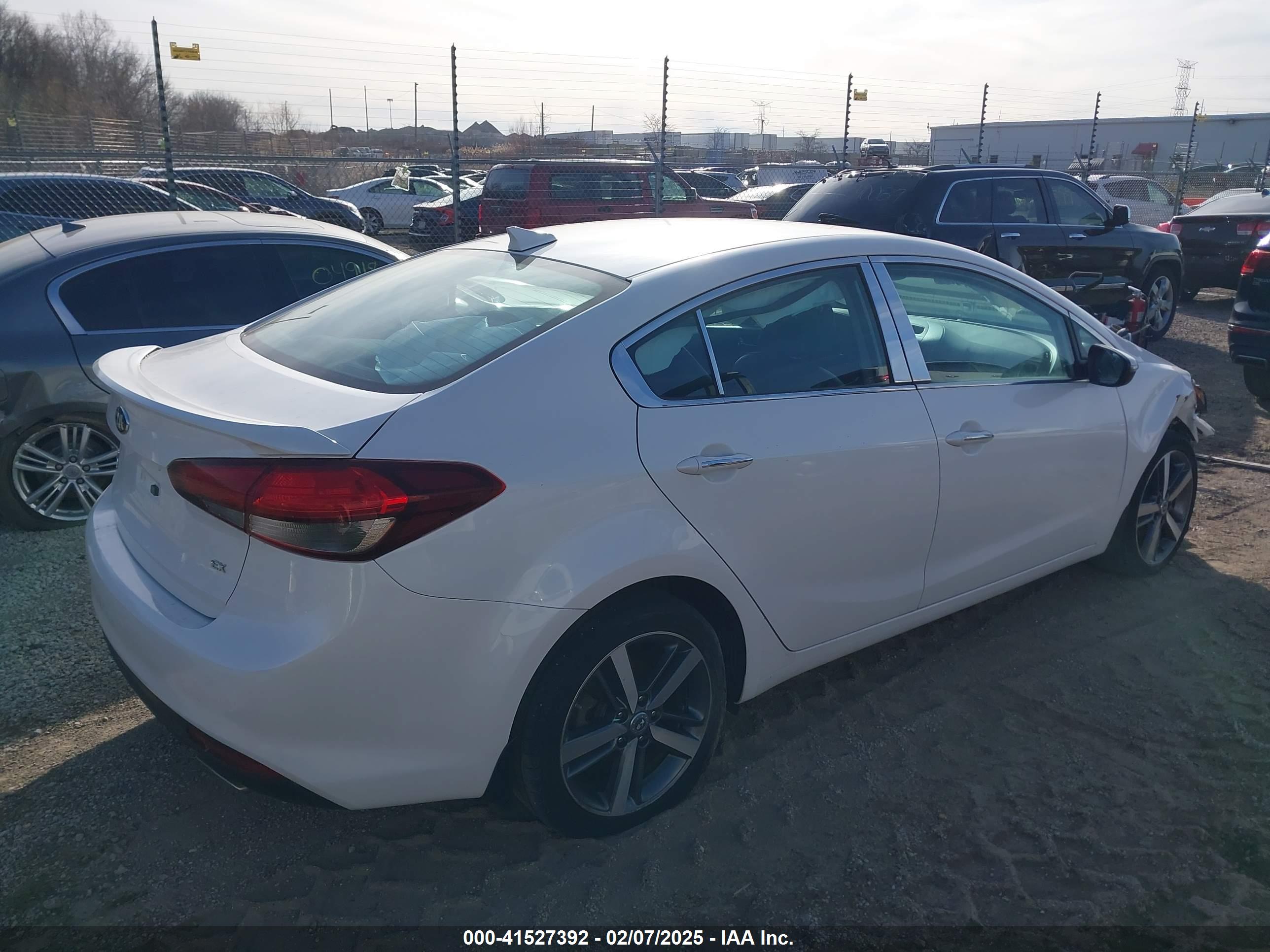 KIA FORTE image 4