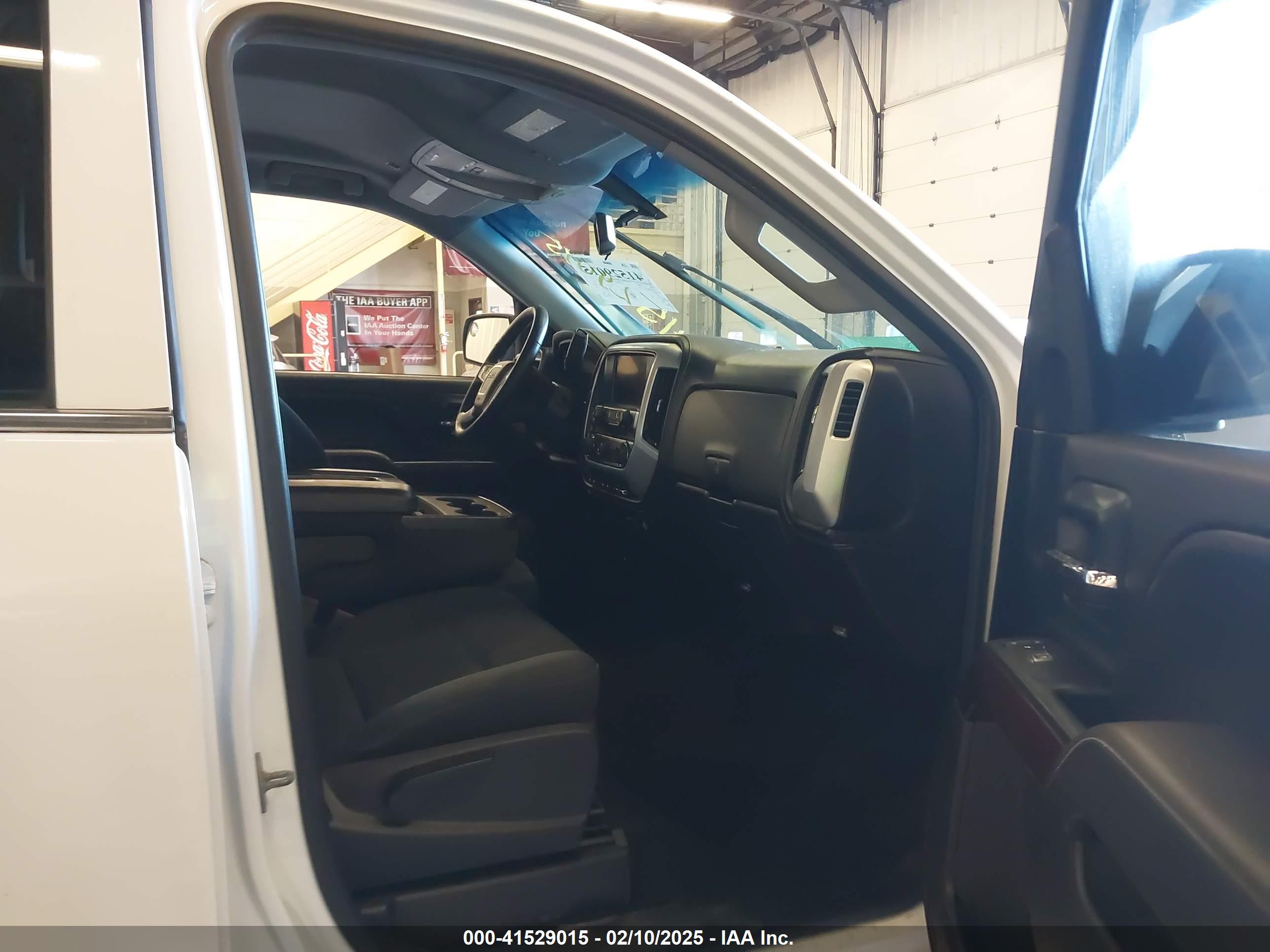 GMC SIERRA image 5