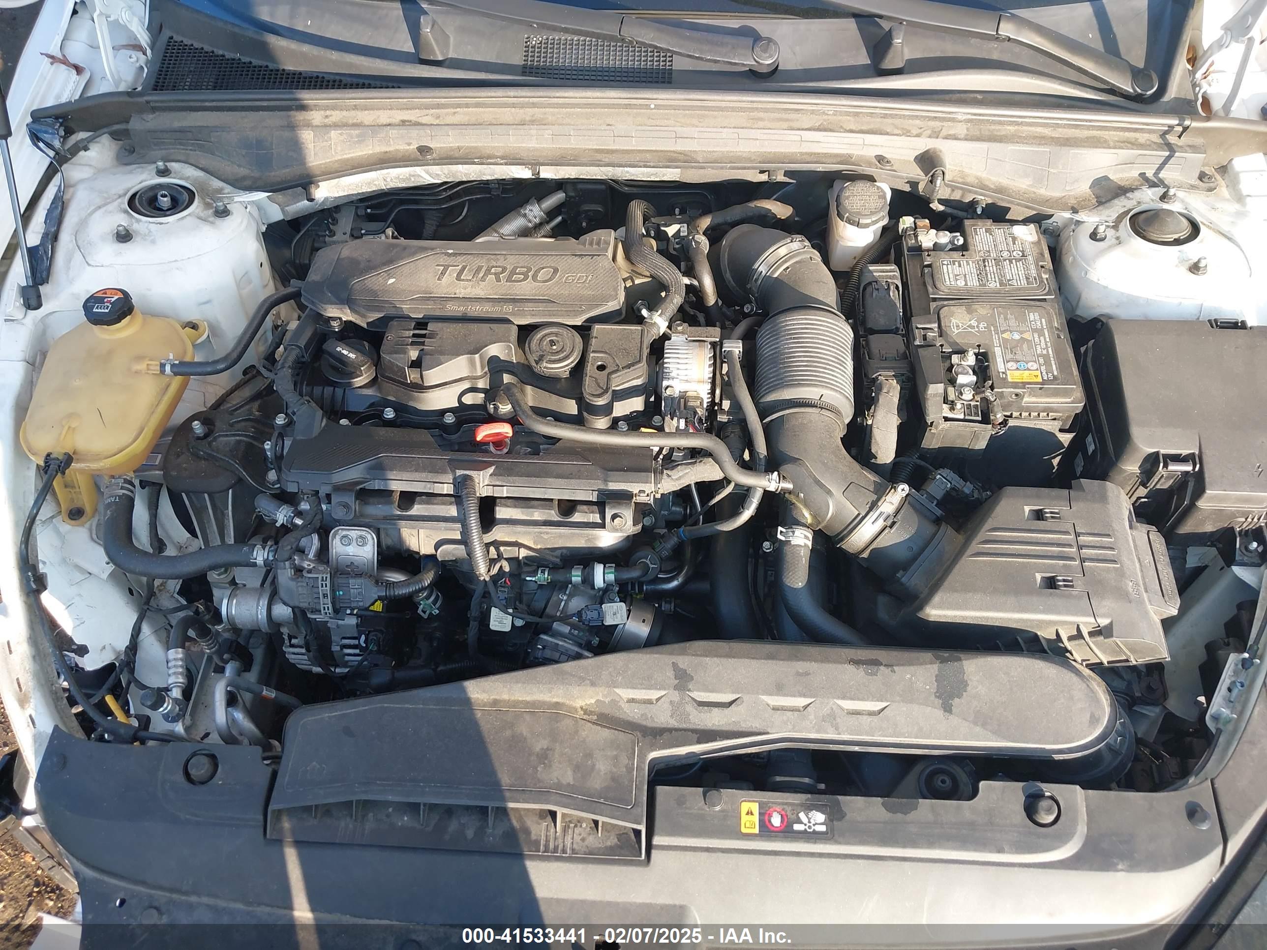 KIA K5 image 10