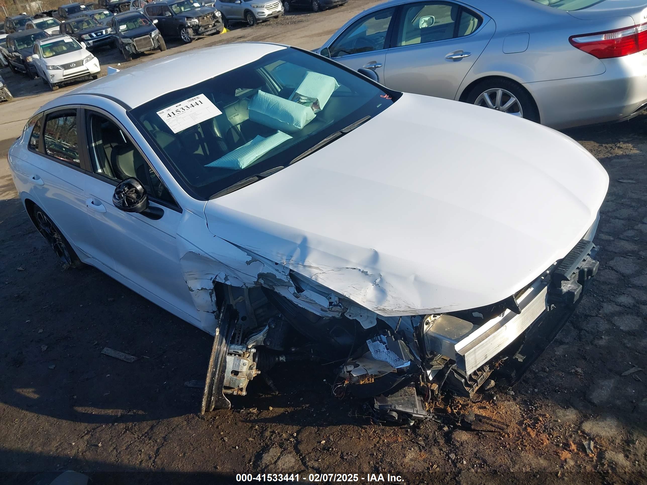 KIA K5 image 6