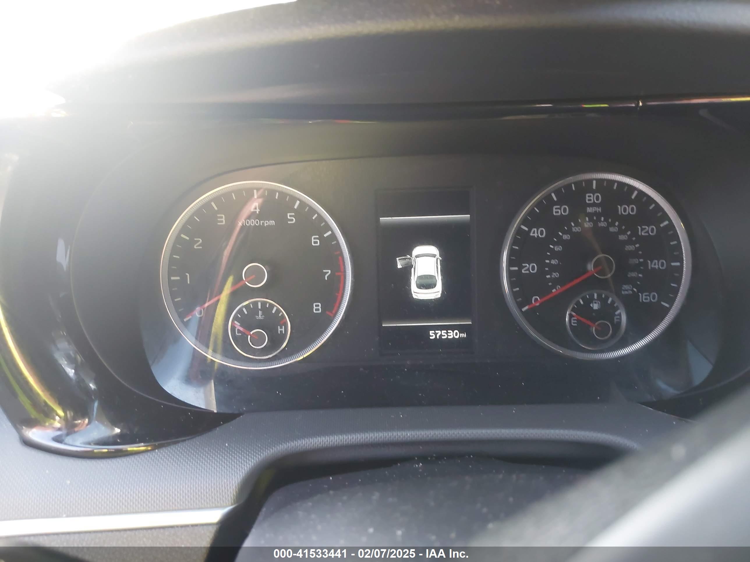 KIA K5 image 7