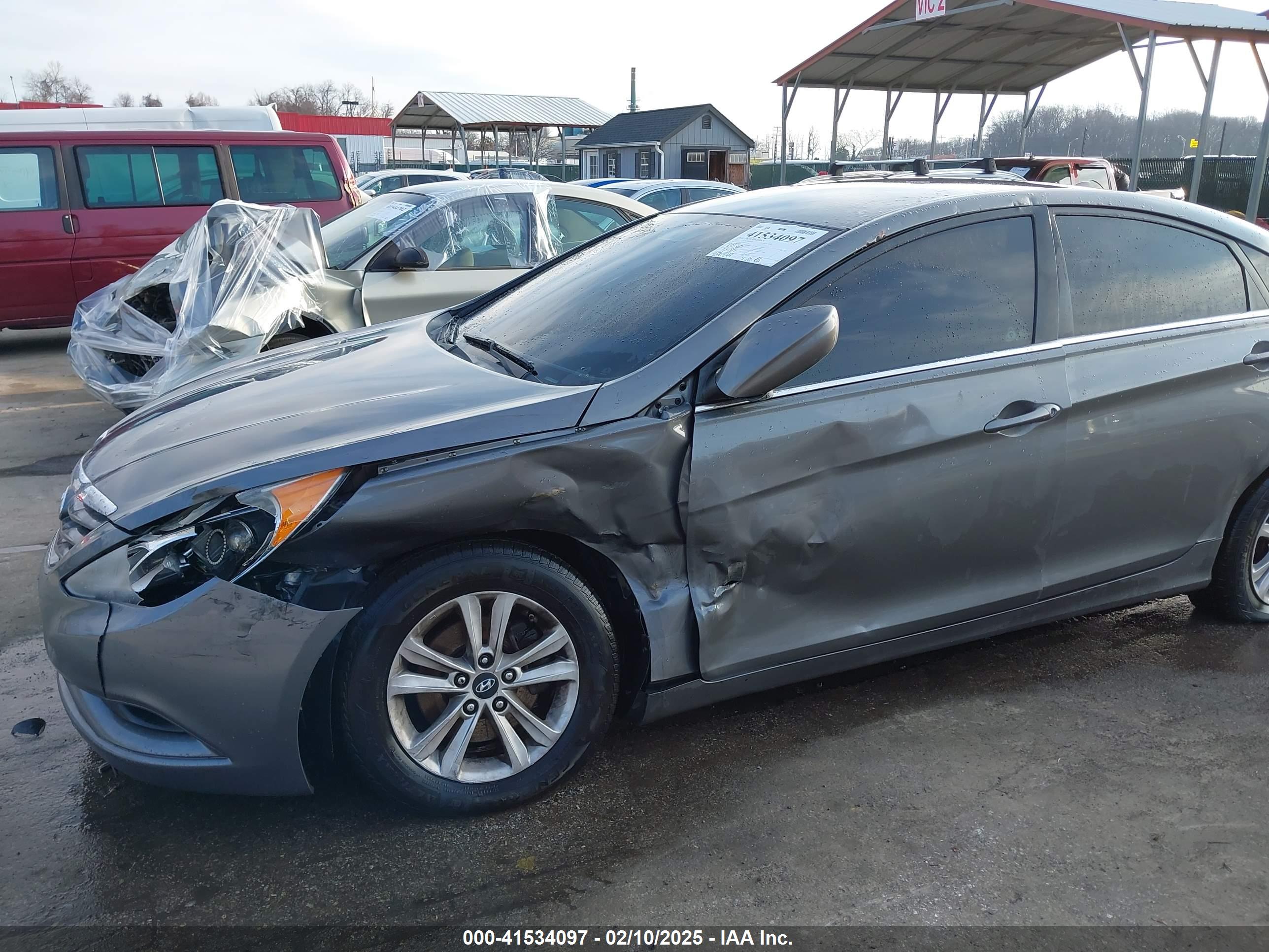 HYUNDAI SONATA image 6