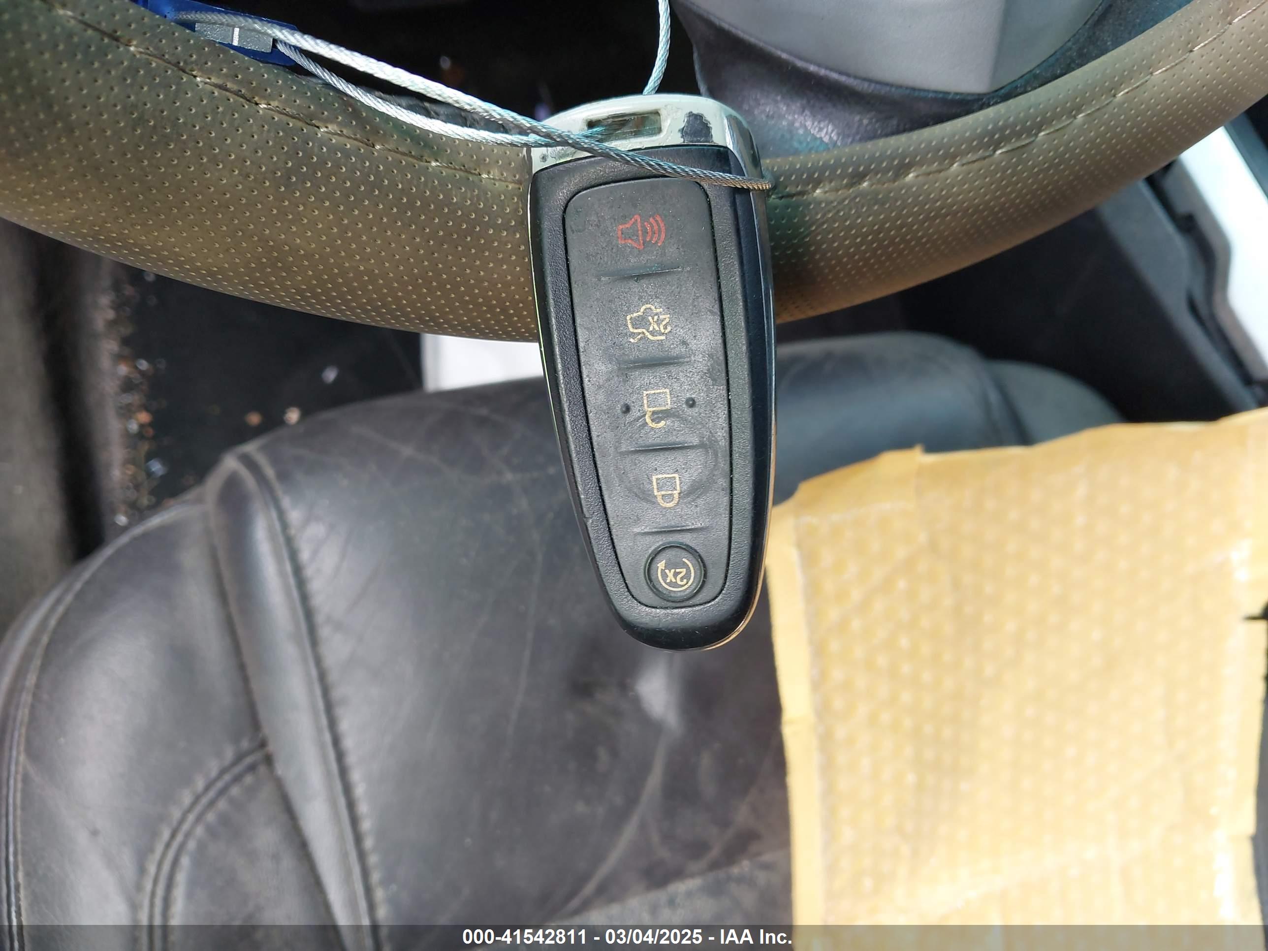 FORD EXPLORER image 11