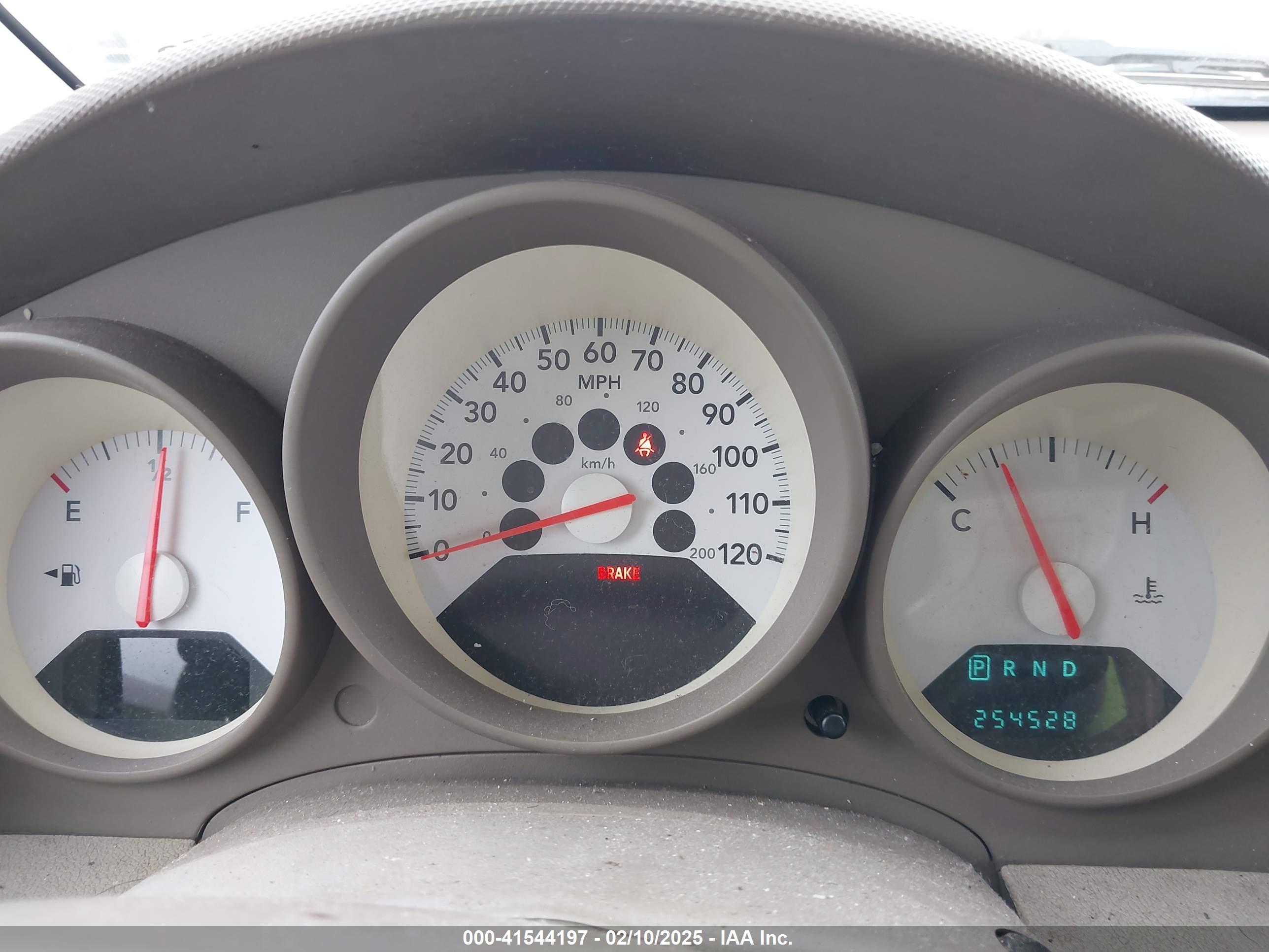 DODGE CALIBER image 7