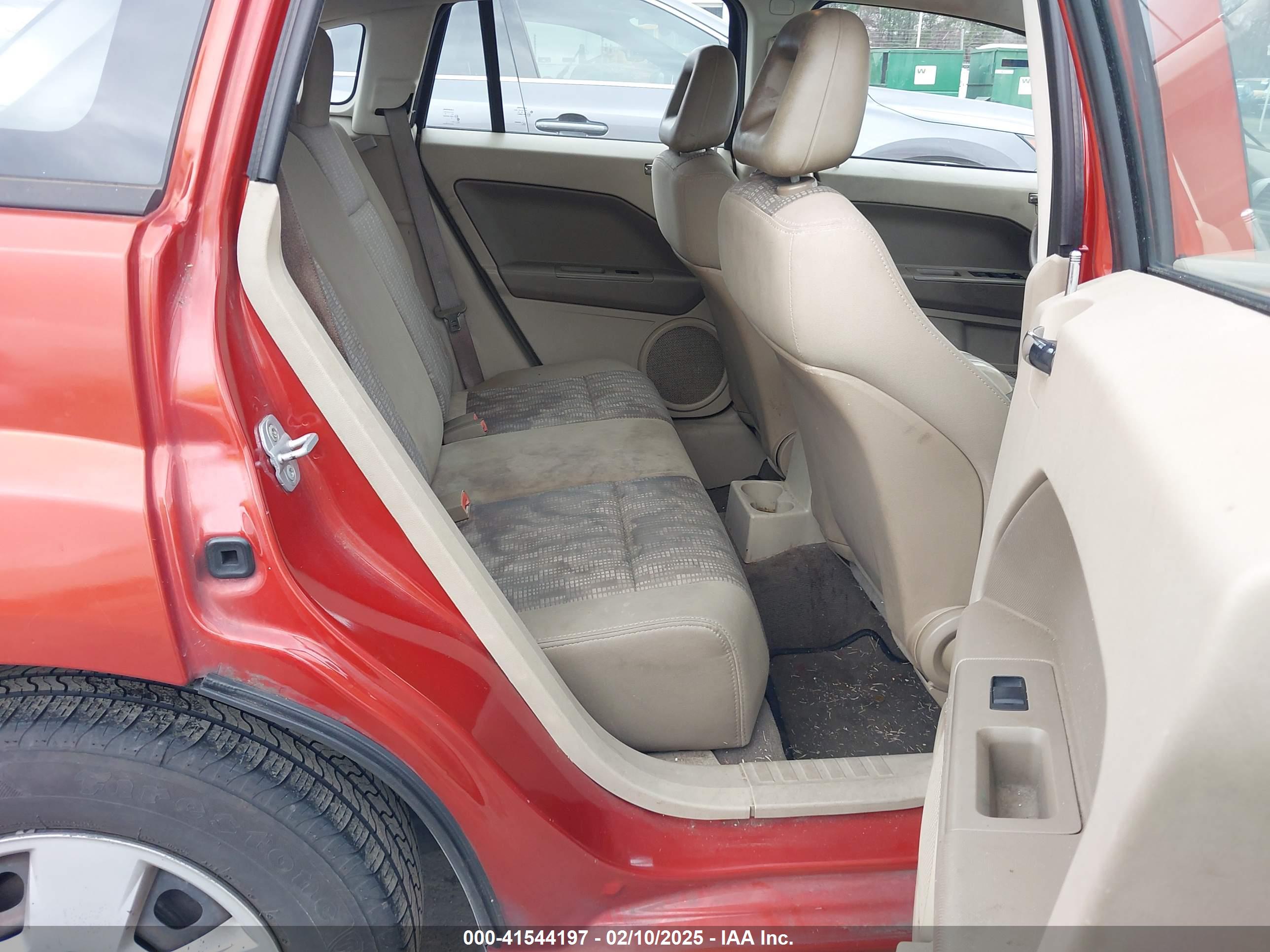 DODGE CALIBER image 8