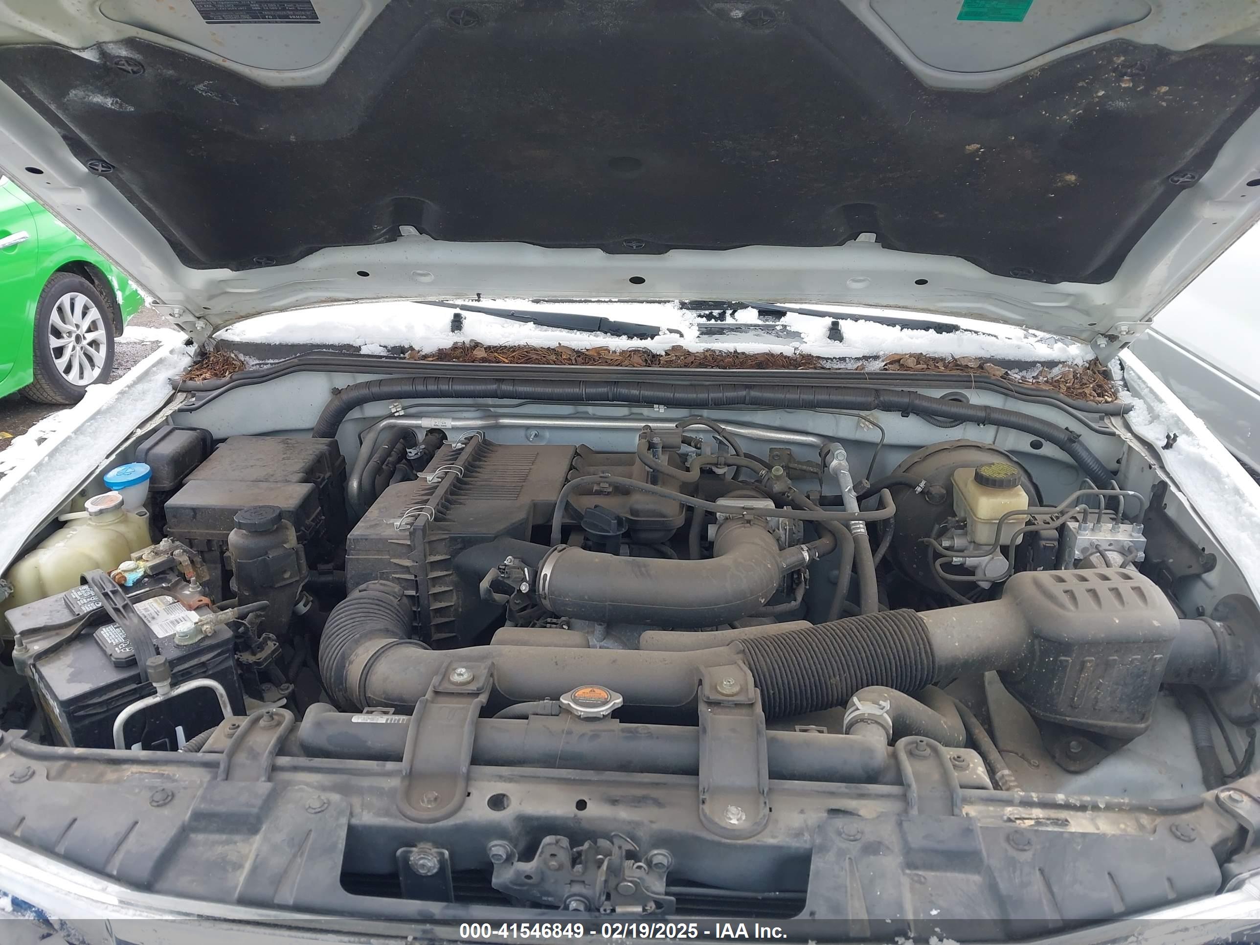 NISSAN FRONTIER image 10