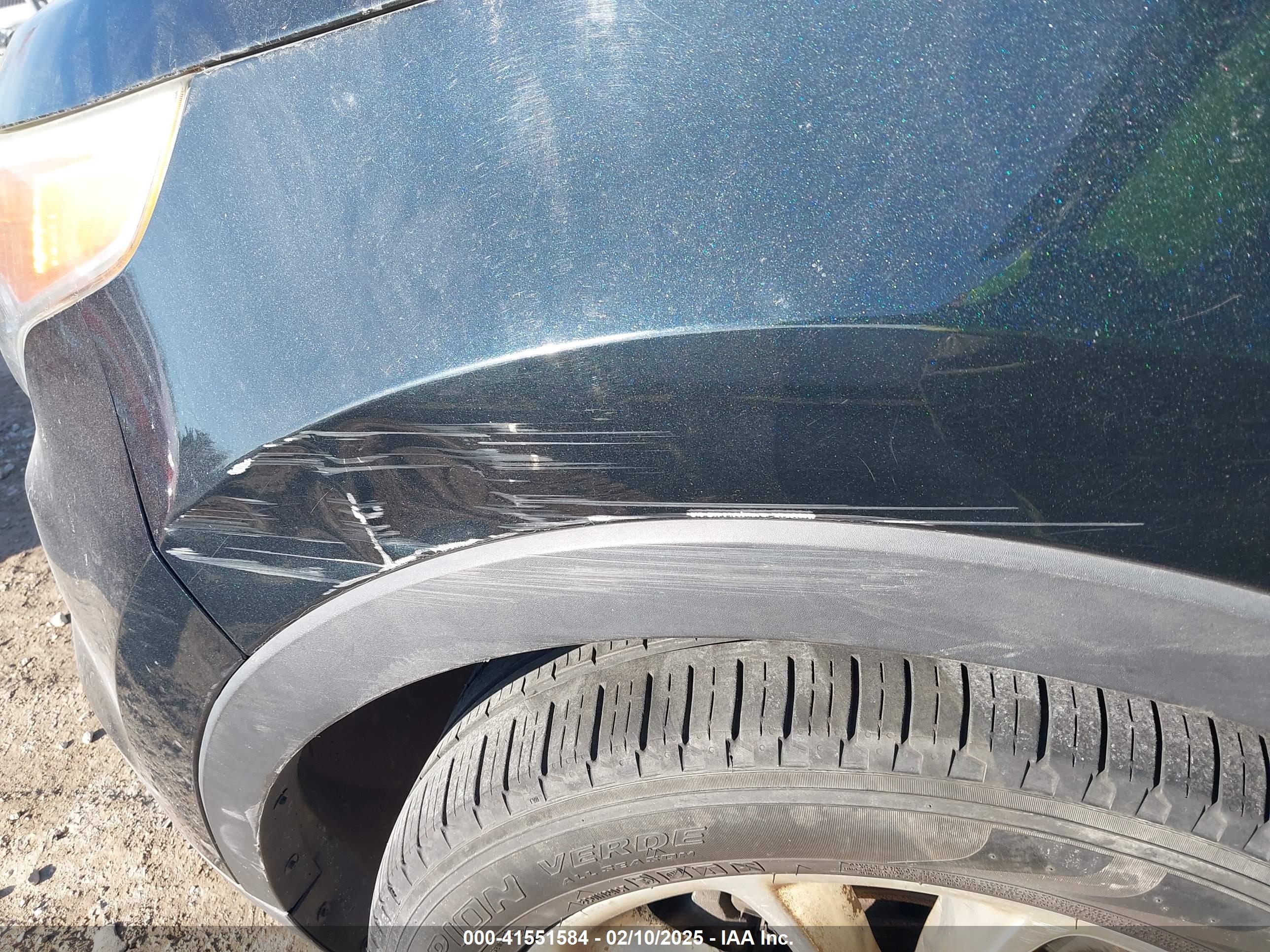 FORD EXPLORER image 6