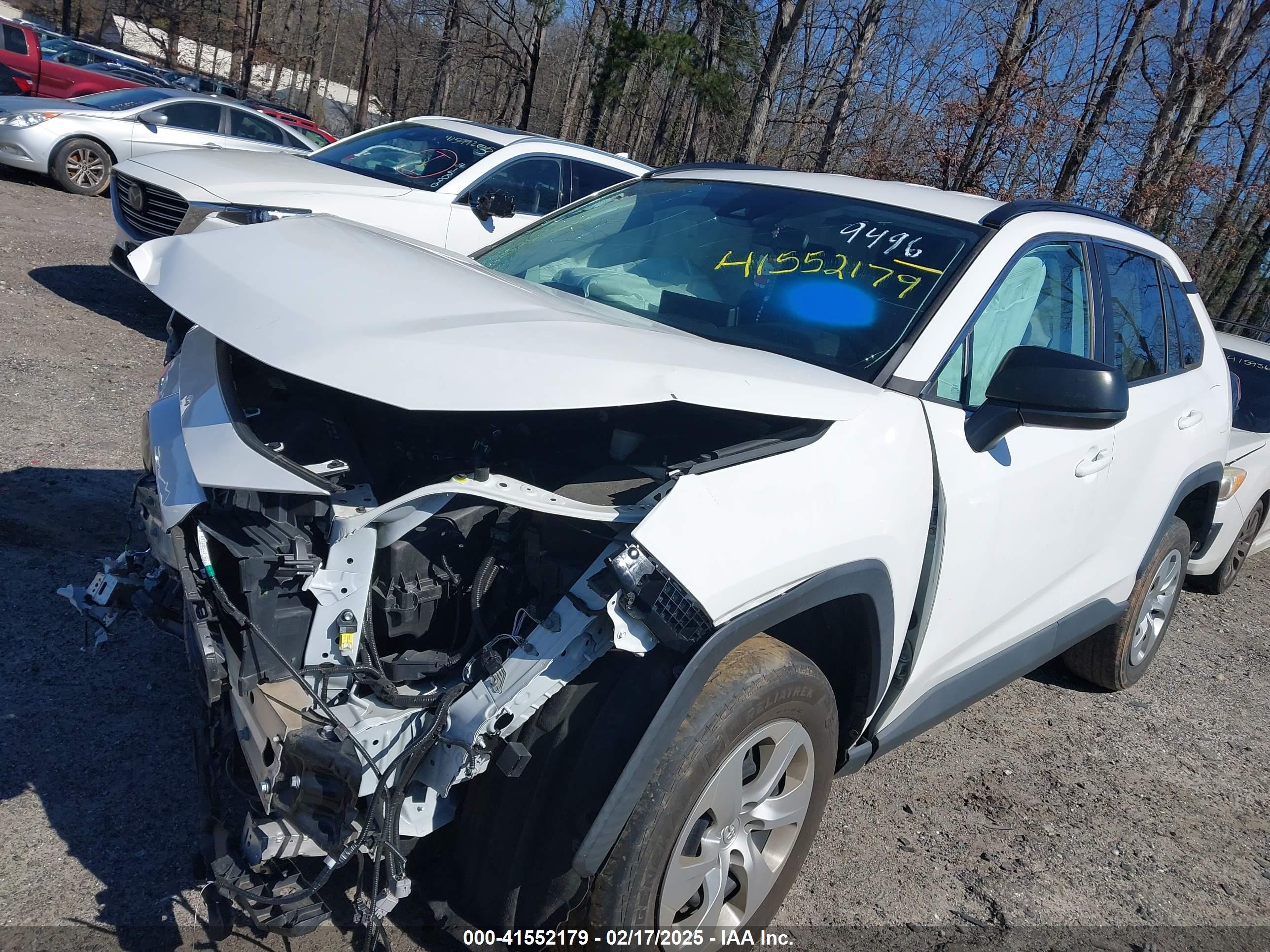 TOYOTA RAV4 image 2