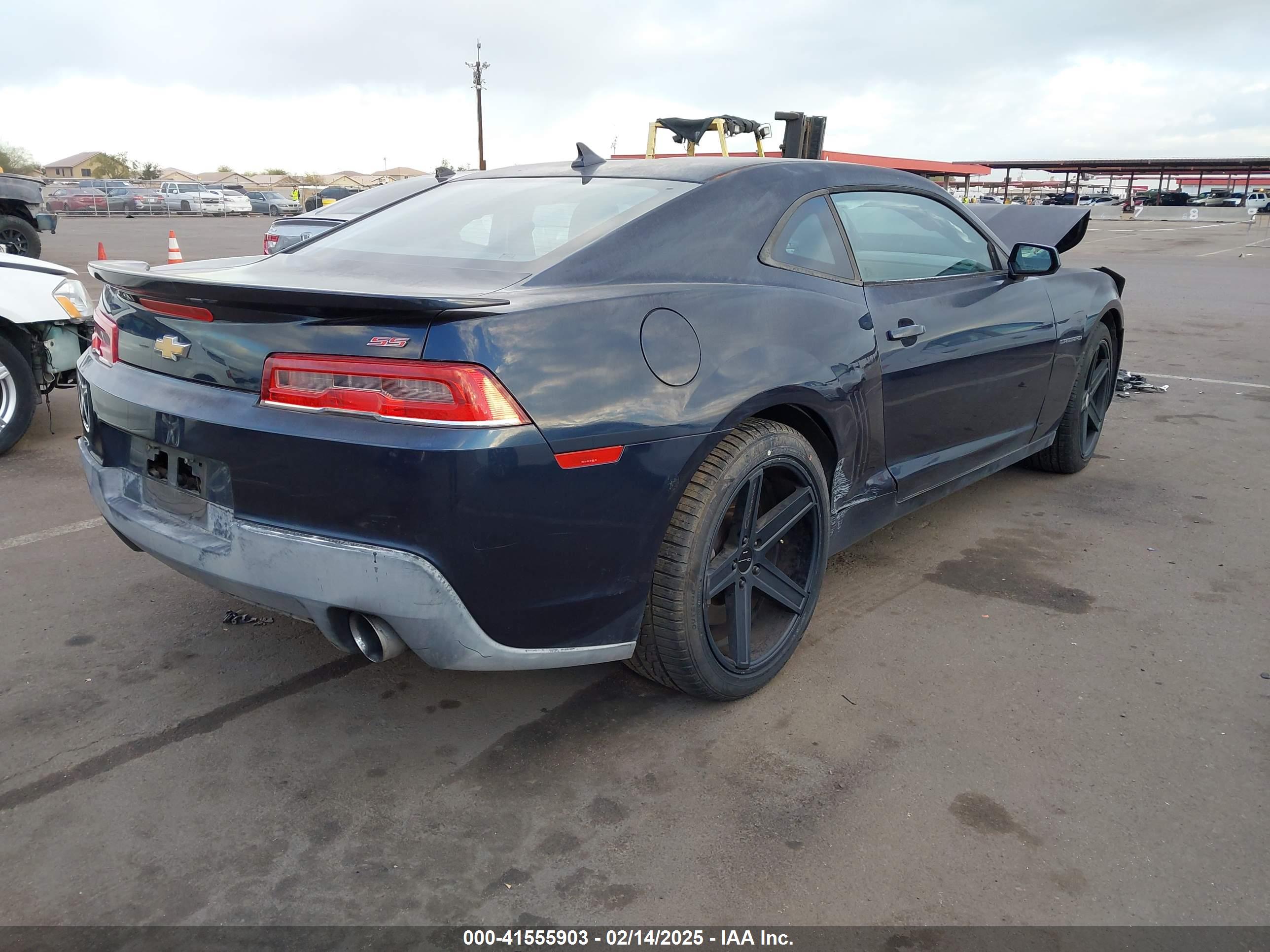 CHEVROLET CAMARO image 4