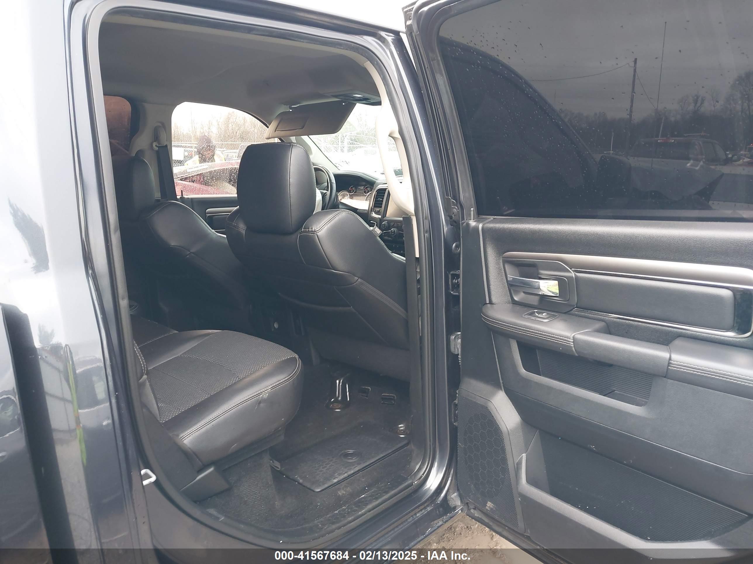 RAM 1500 image 8