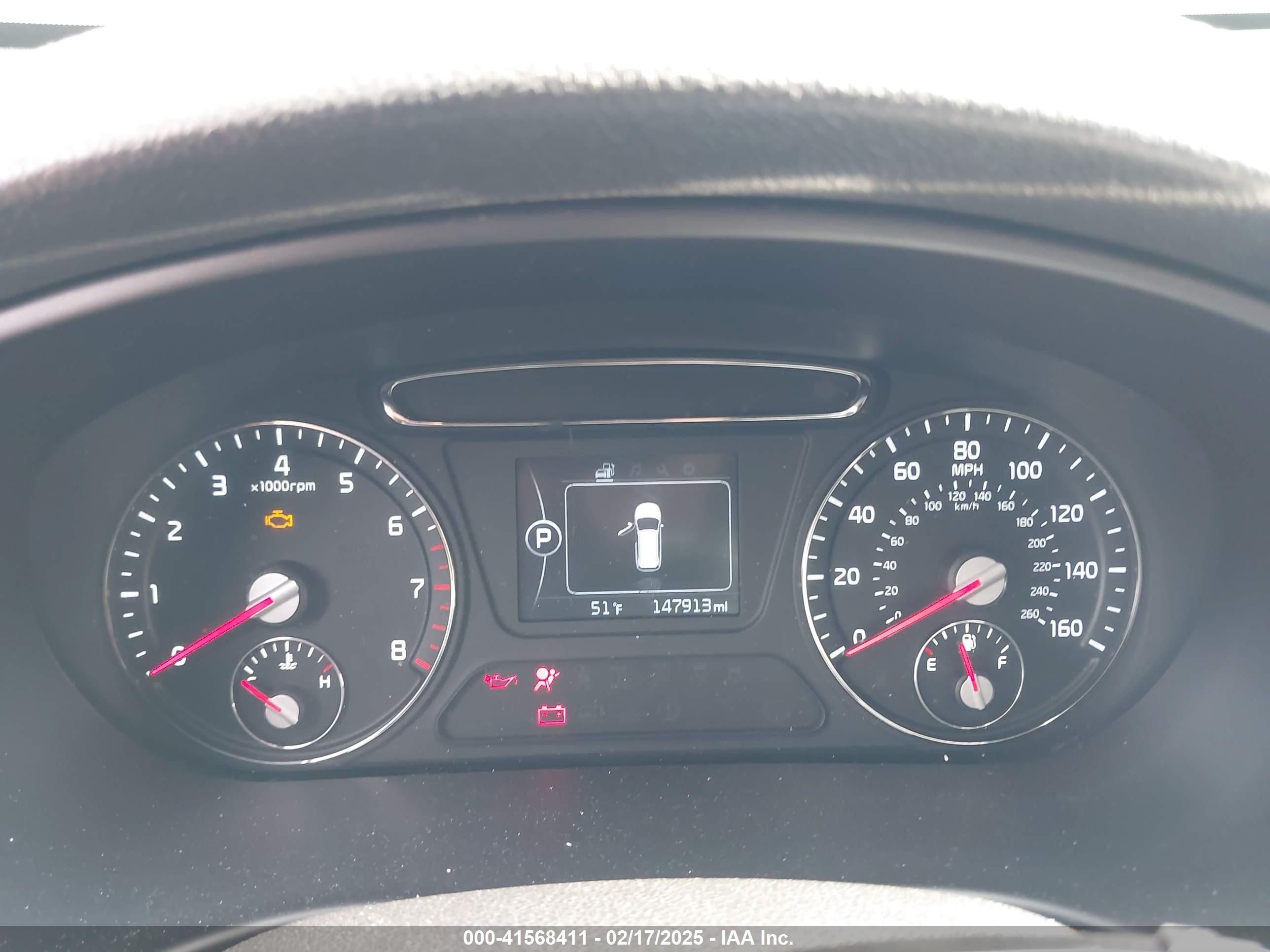 KIA SORENTO image 7