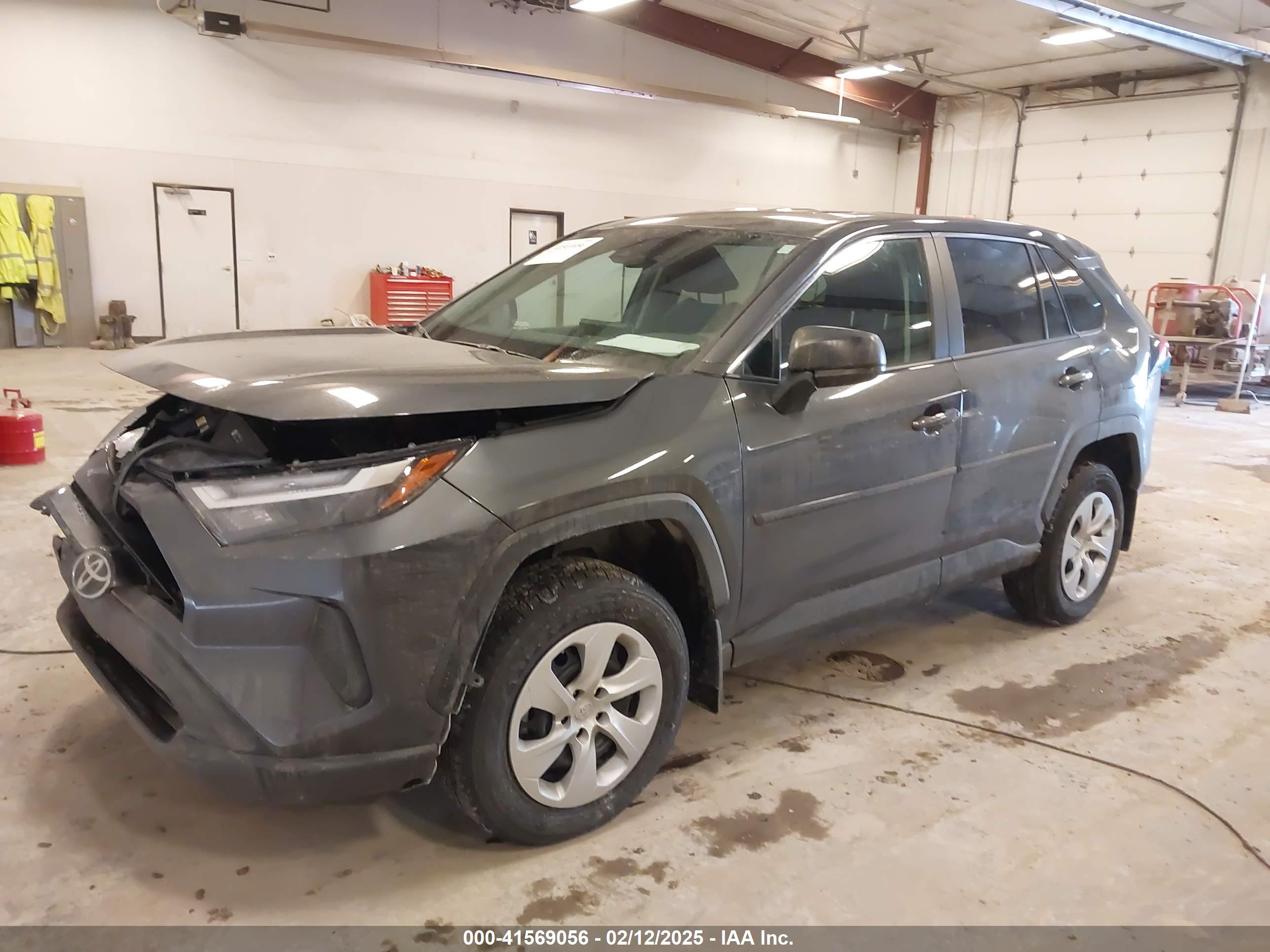 TOYOTA RAV4 image 2