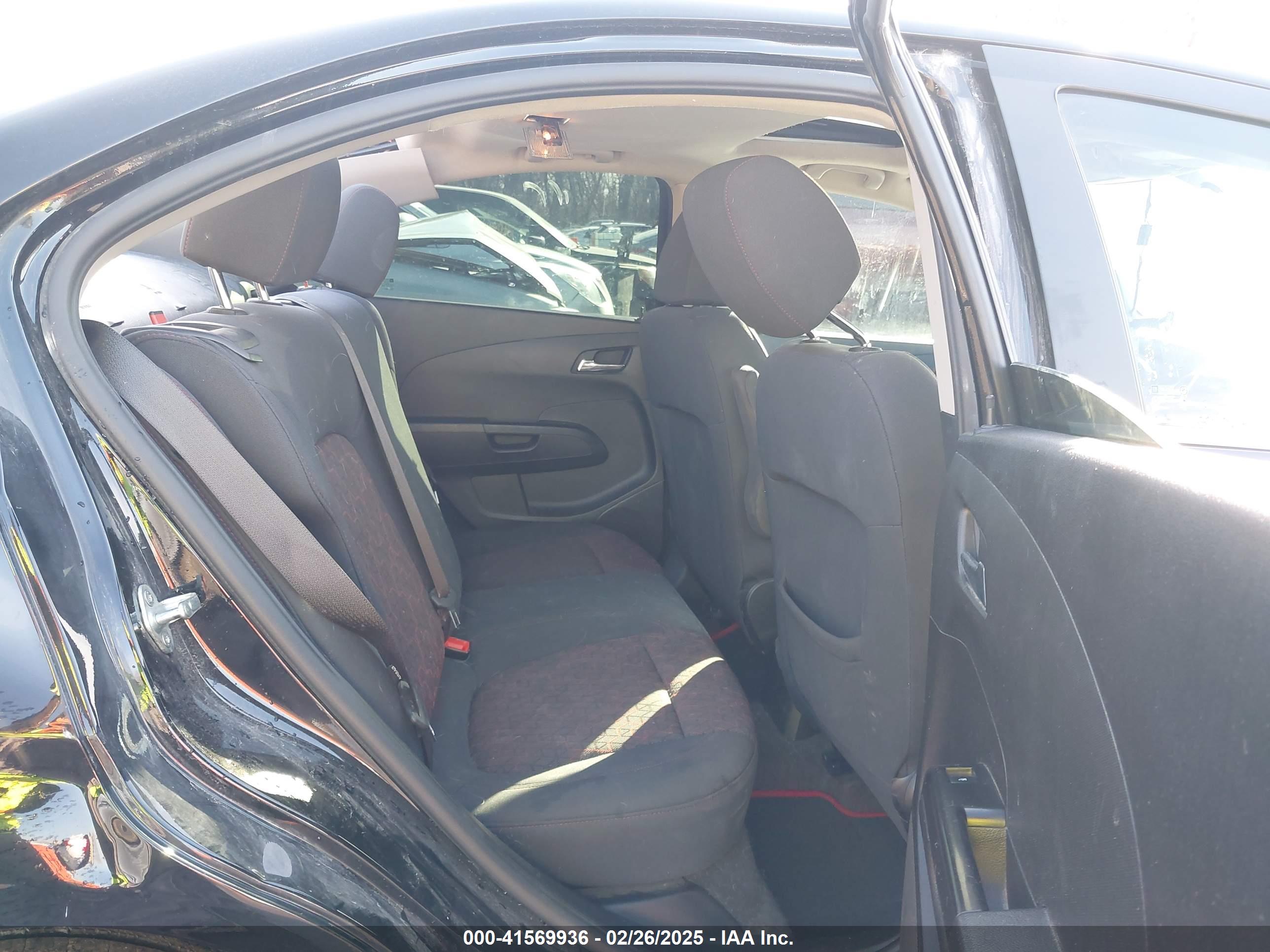 CHEVROLET SONIC image 8