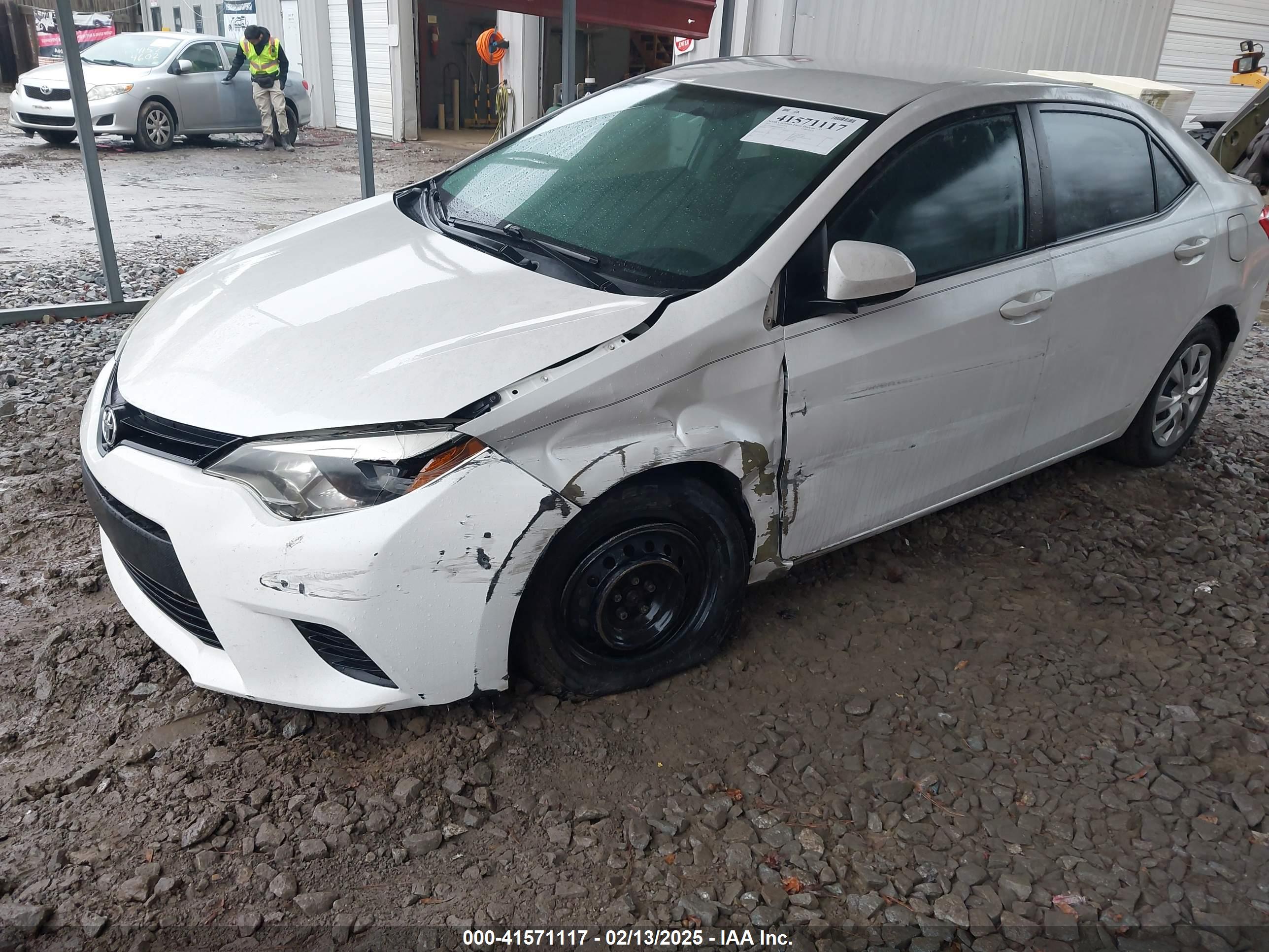 TOYOTA COROLLA image 2