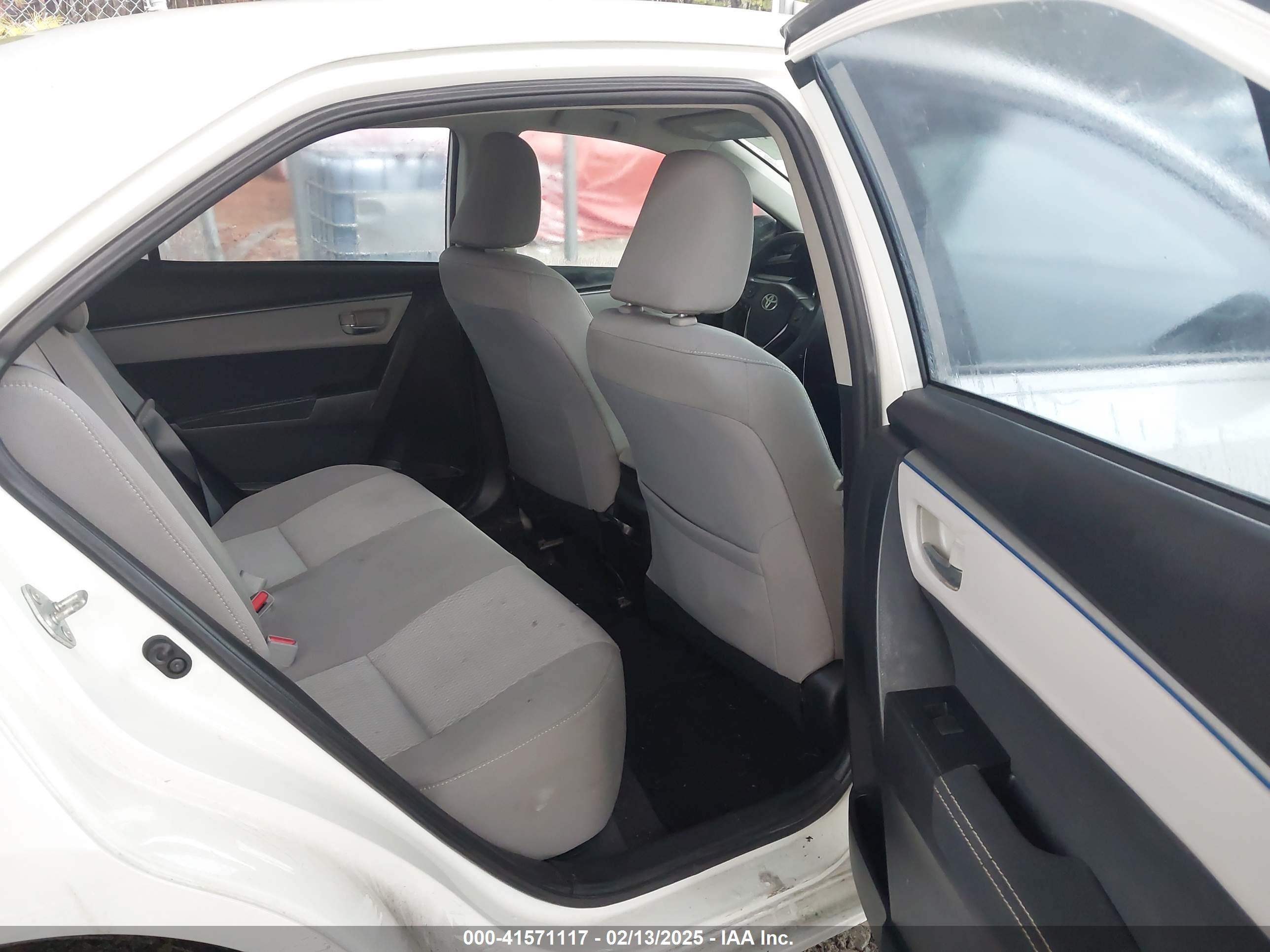 TOYOTA COROLLA image 8