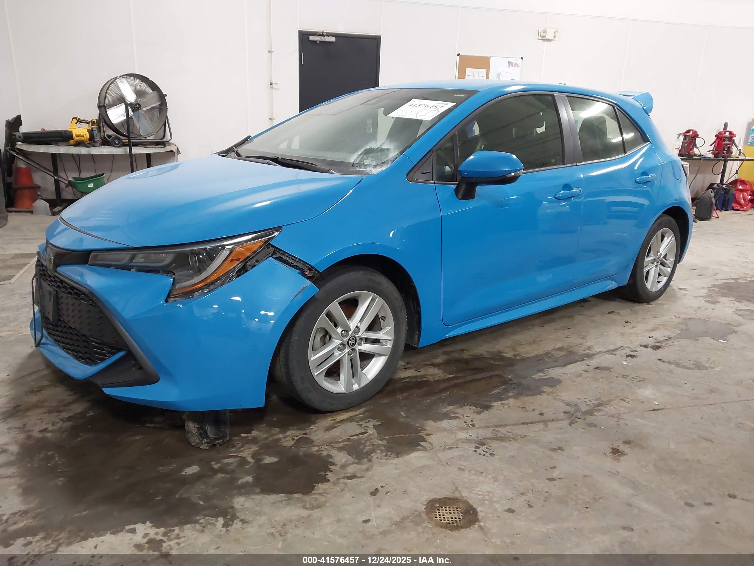 TOYOTA COROLLA image 2