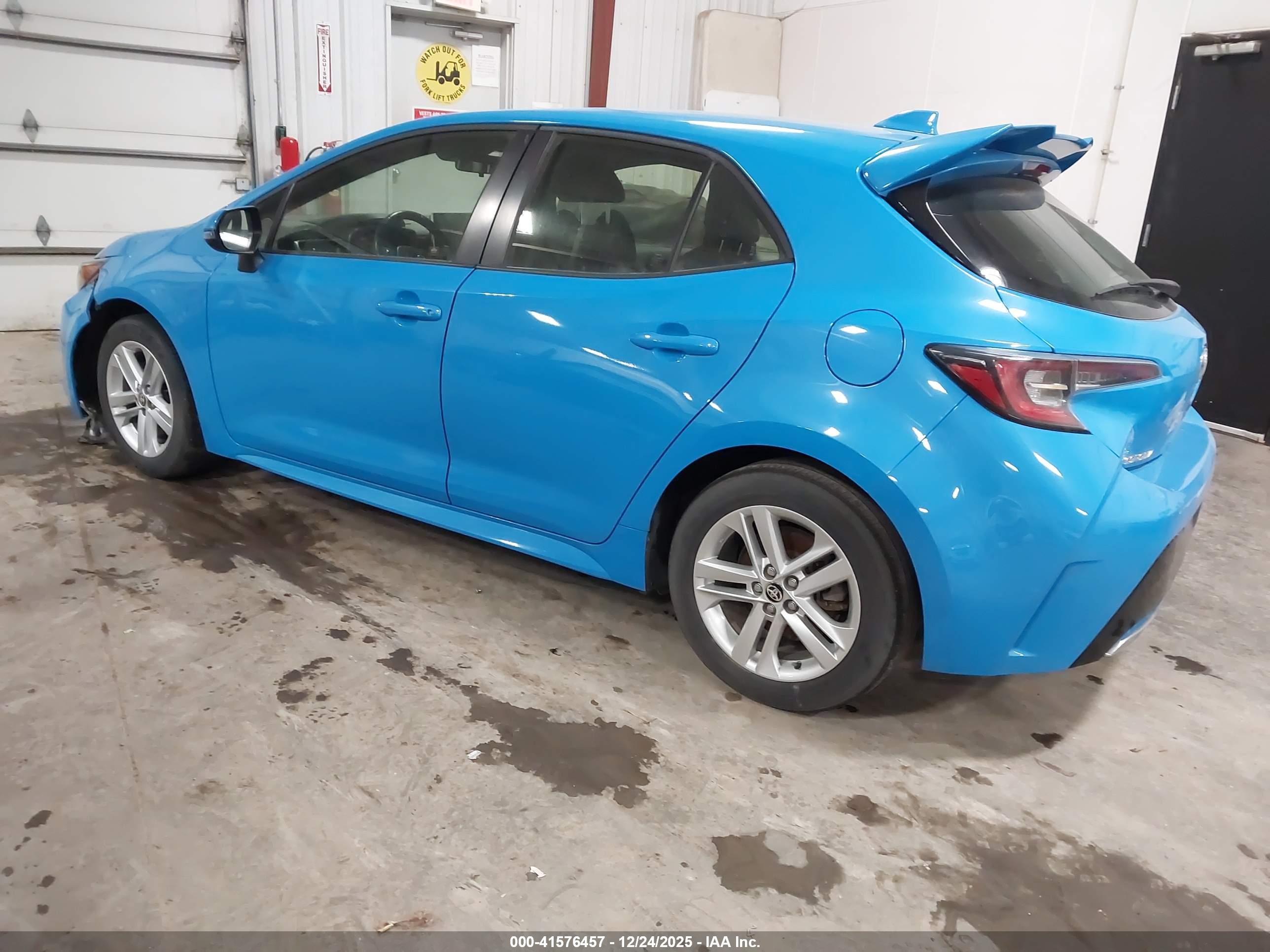 TOYOTA COROLLA image 3