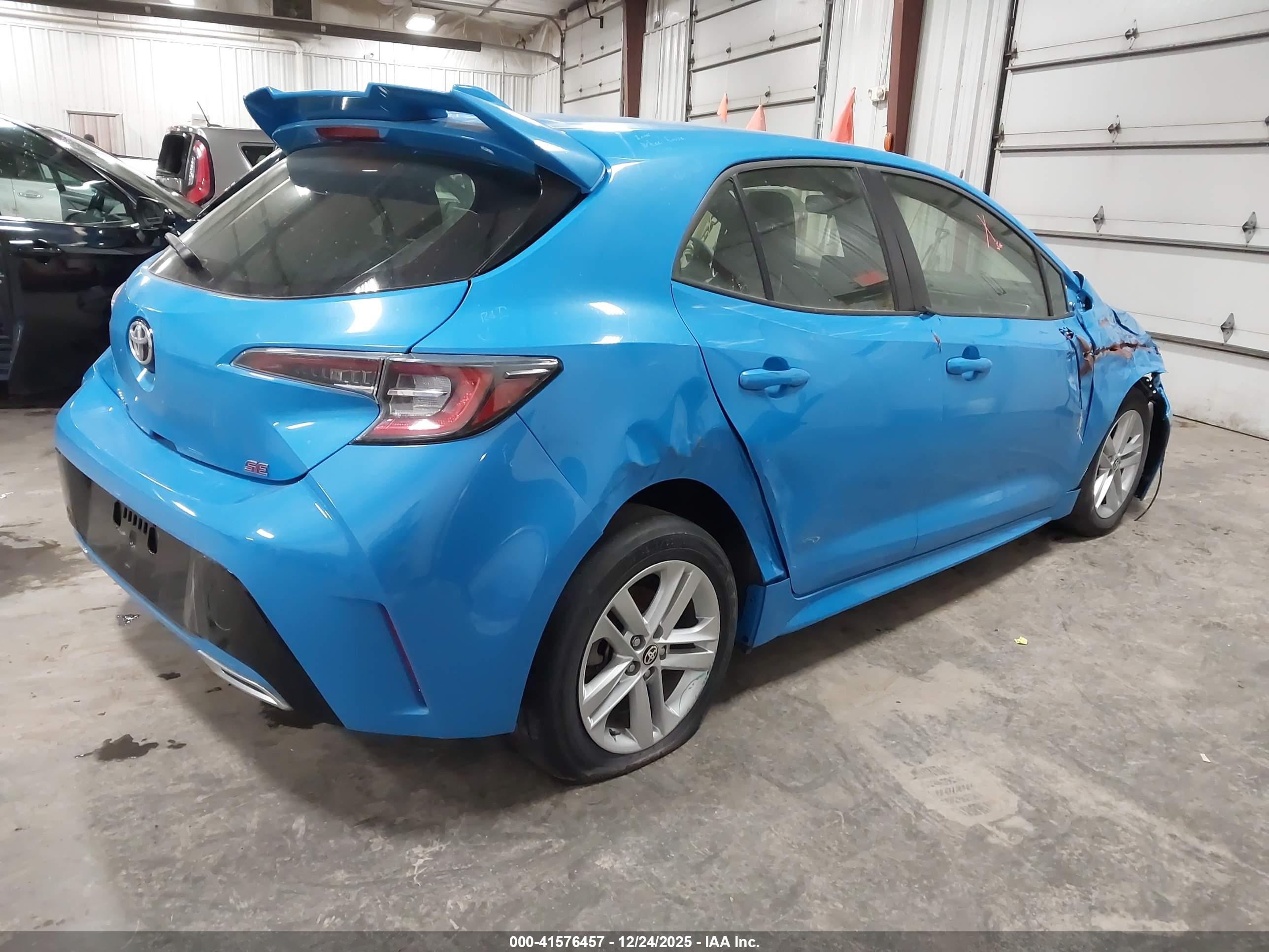 TOYOTA COROLLA image 4