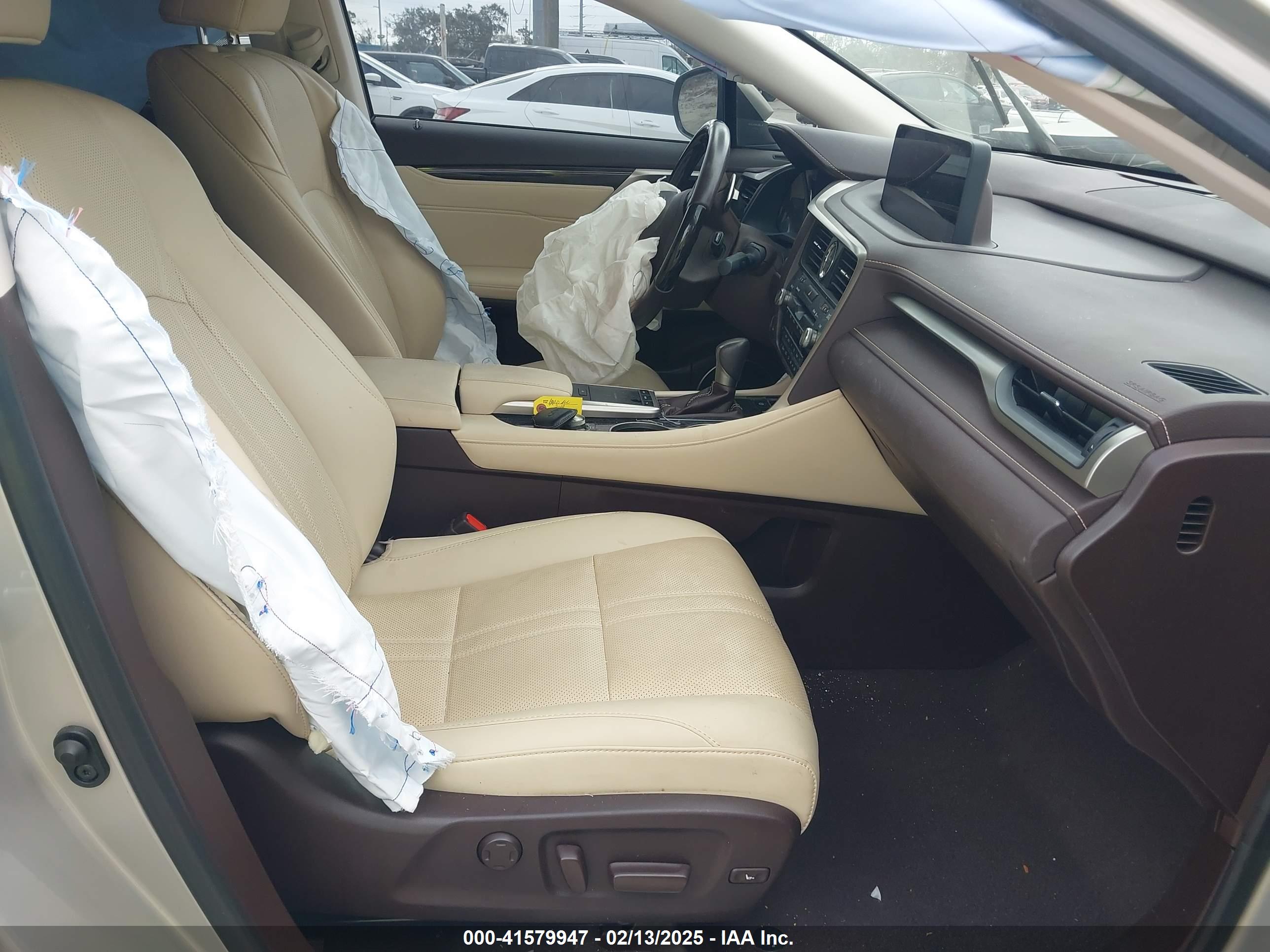 LEXUS RX image 5