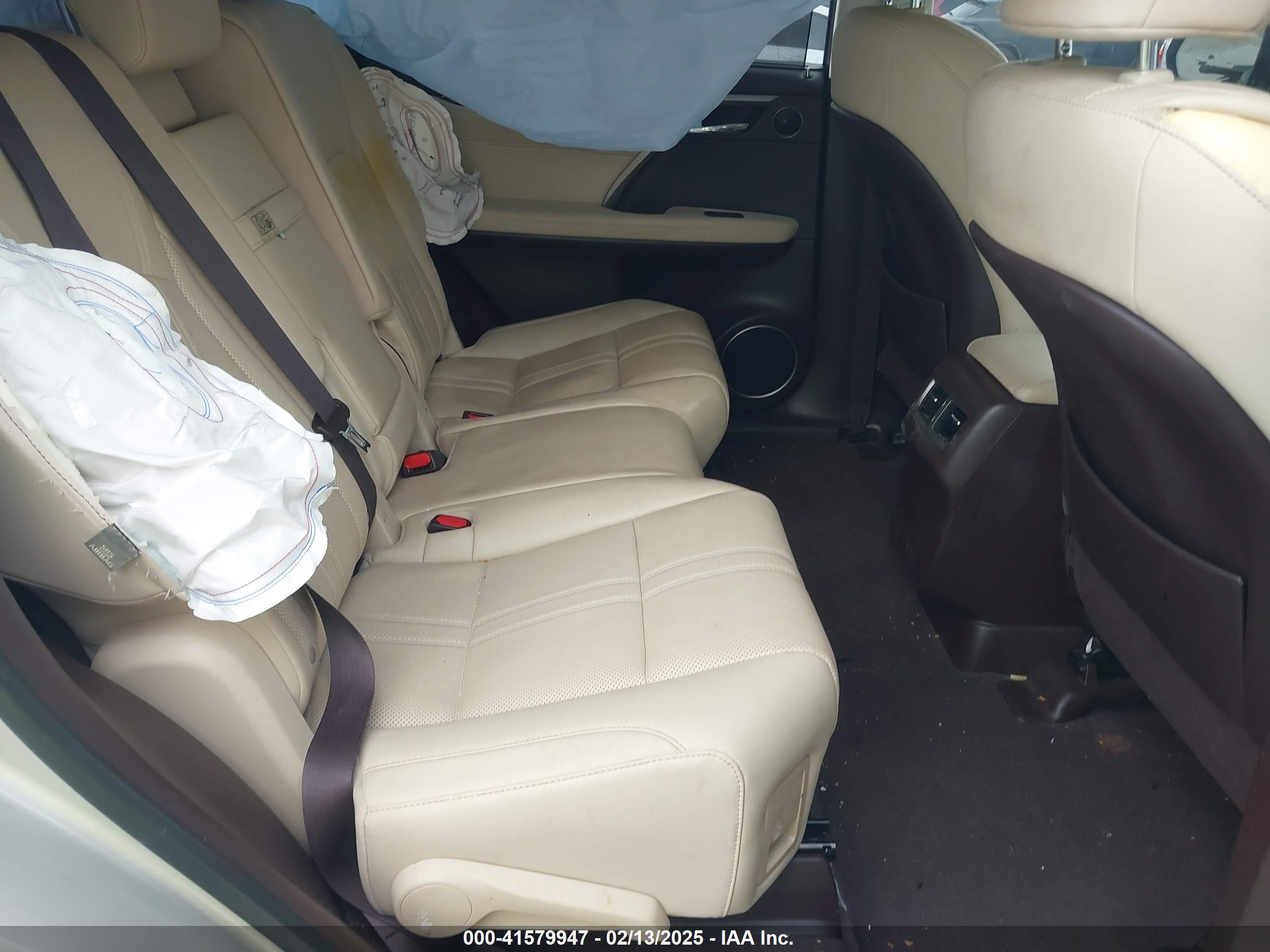 LEXUS RX image 8