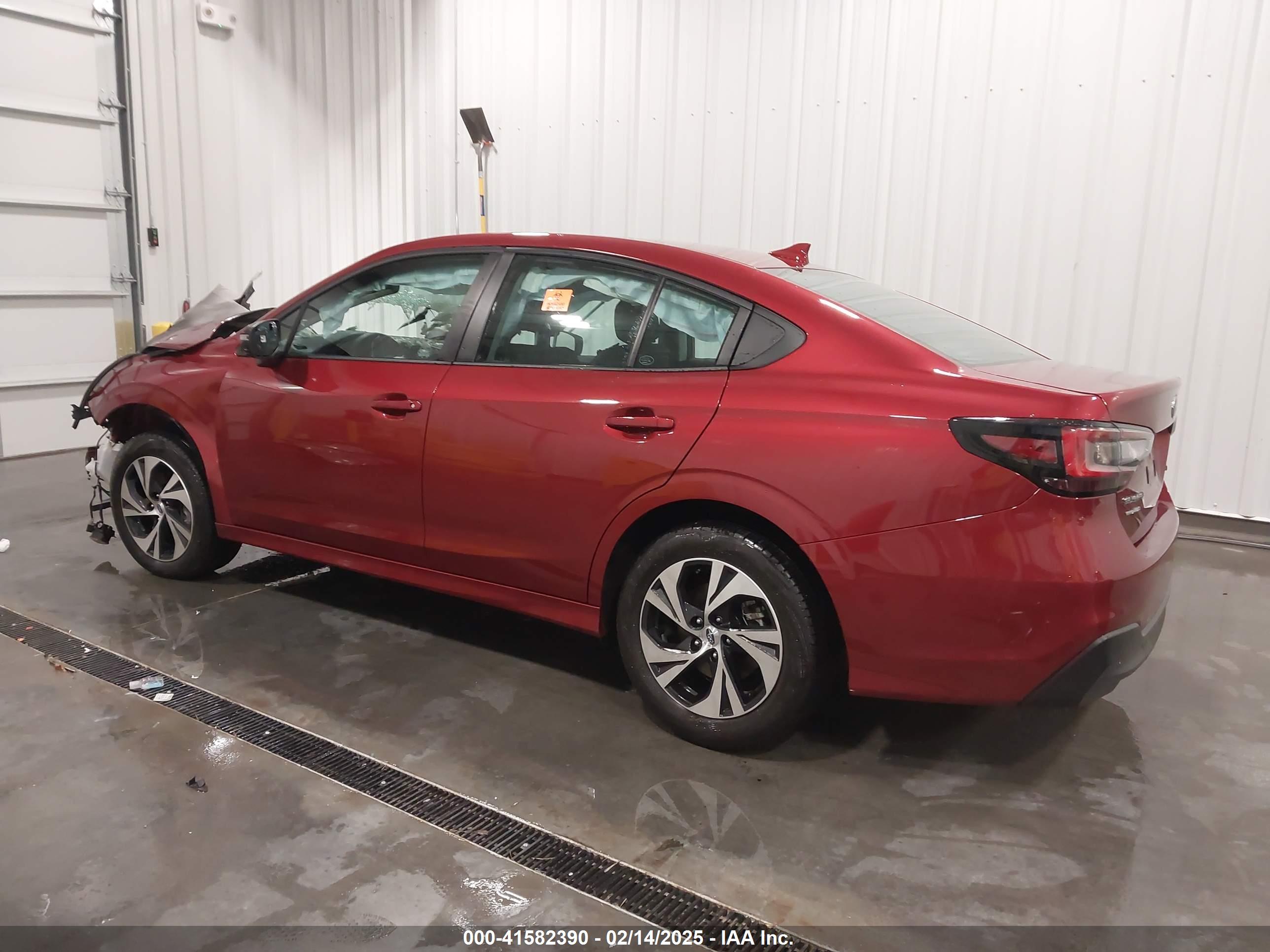 SUBARU LEGACY image 3