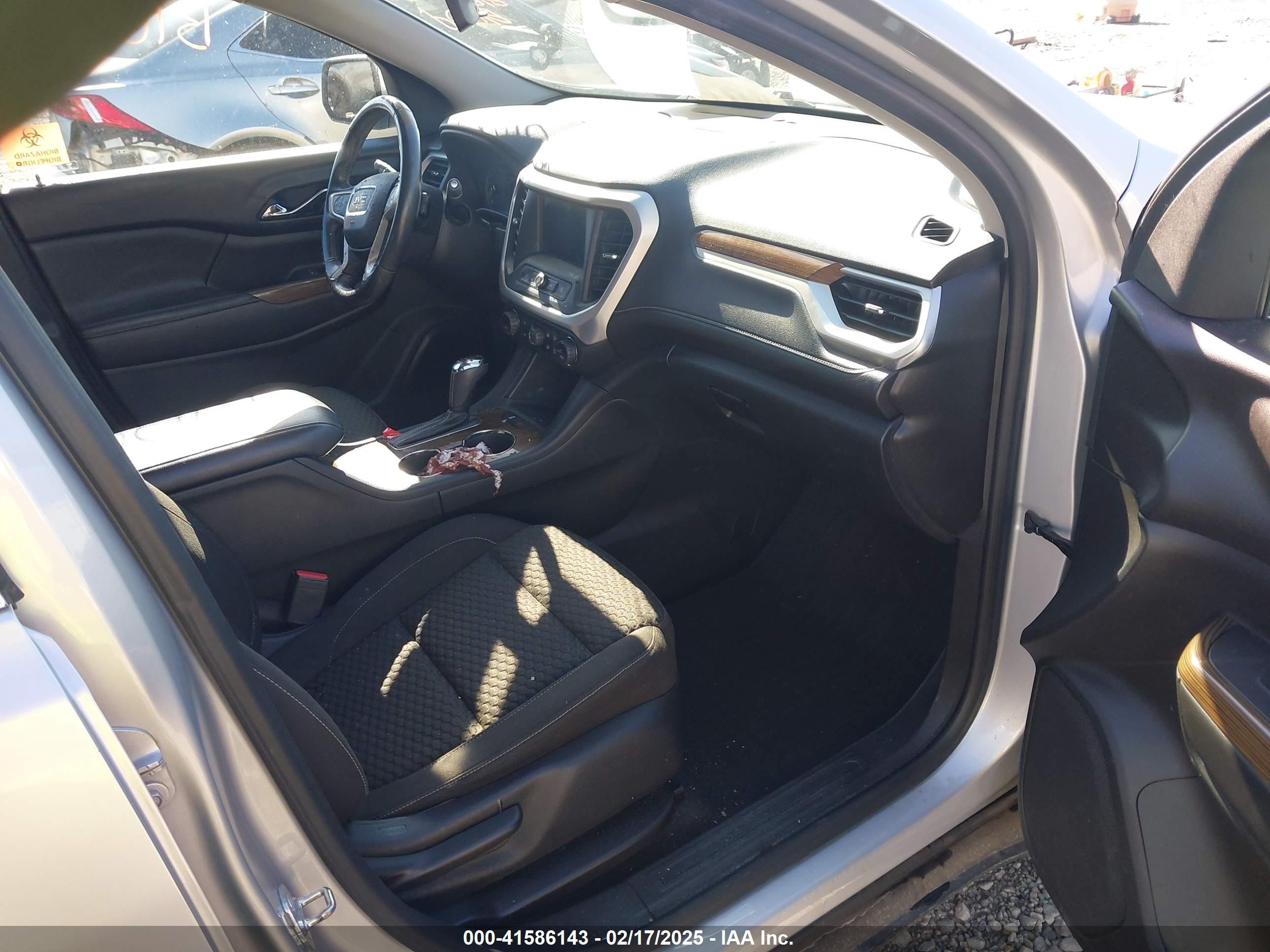 GMC ACADIA image 5