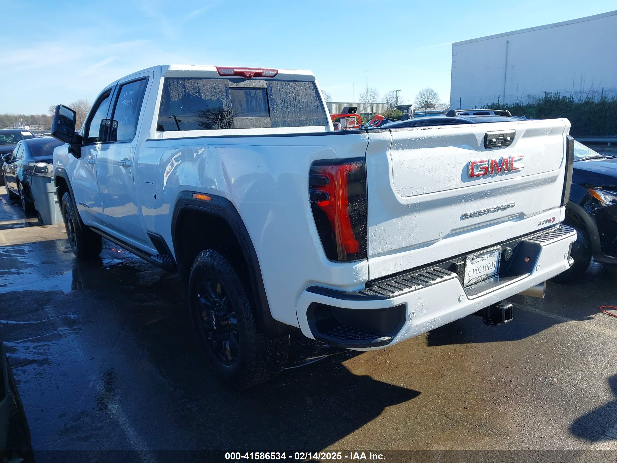 GMC SIERRA image 3