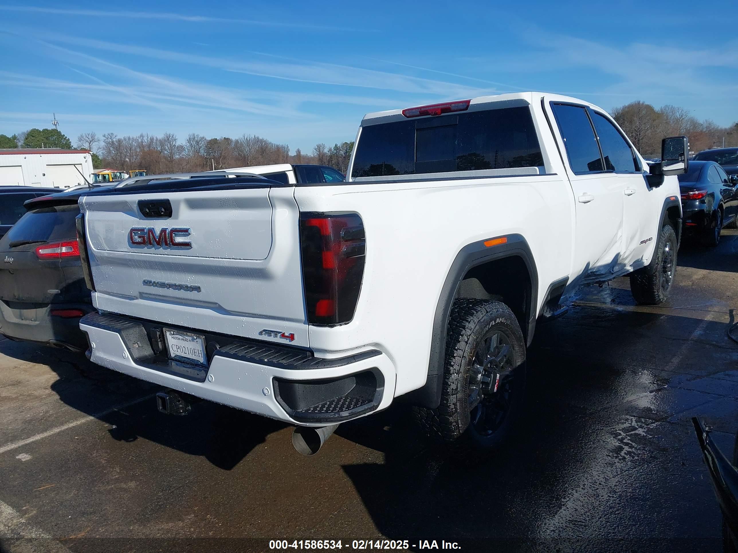 GMC SIERRA image 4