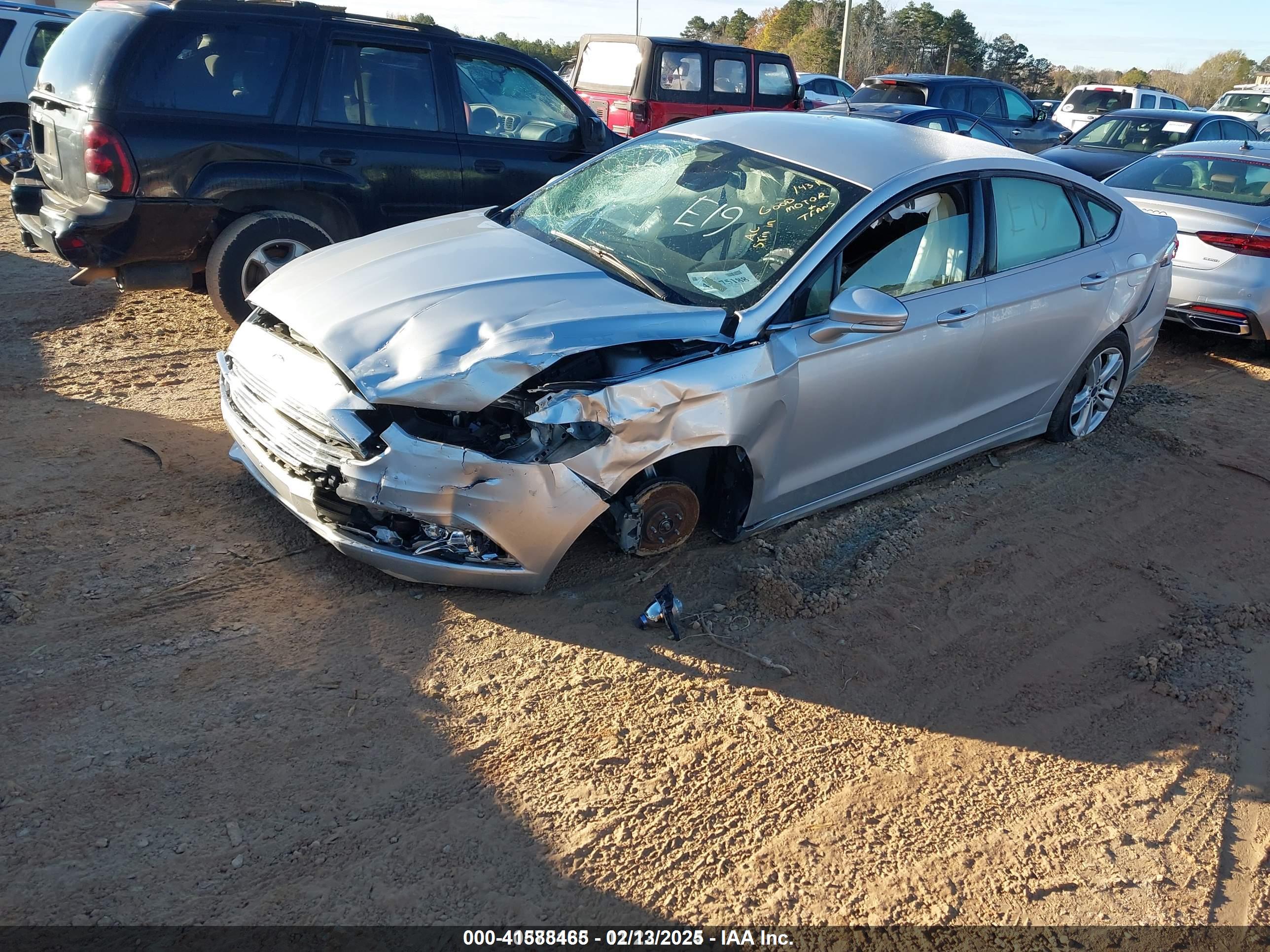 FORD FUSION image 2