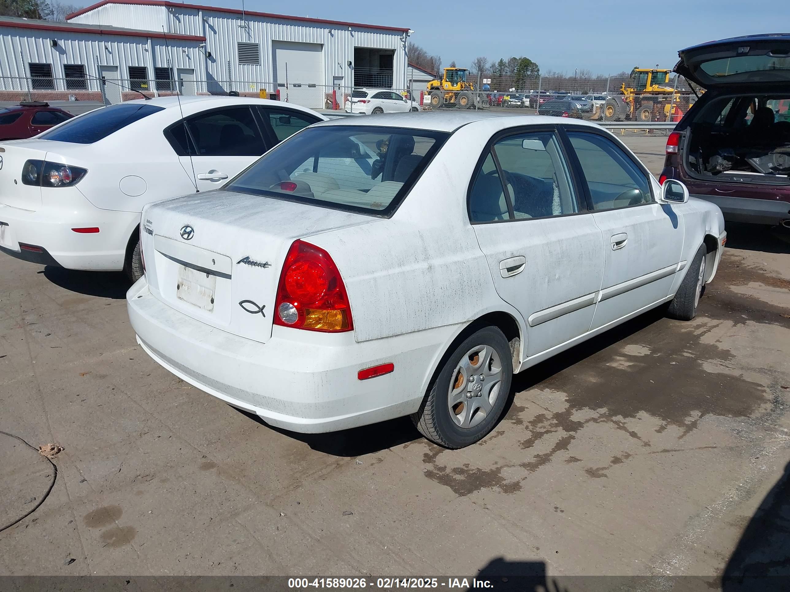 HYUNDAI ACCENT image 4