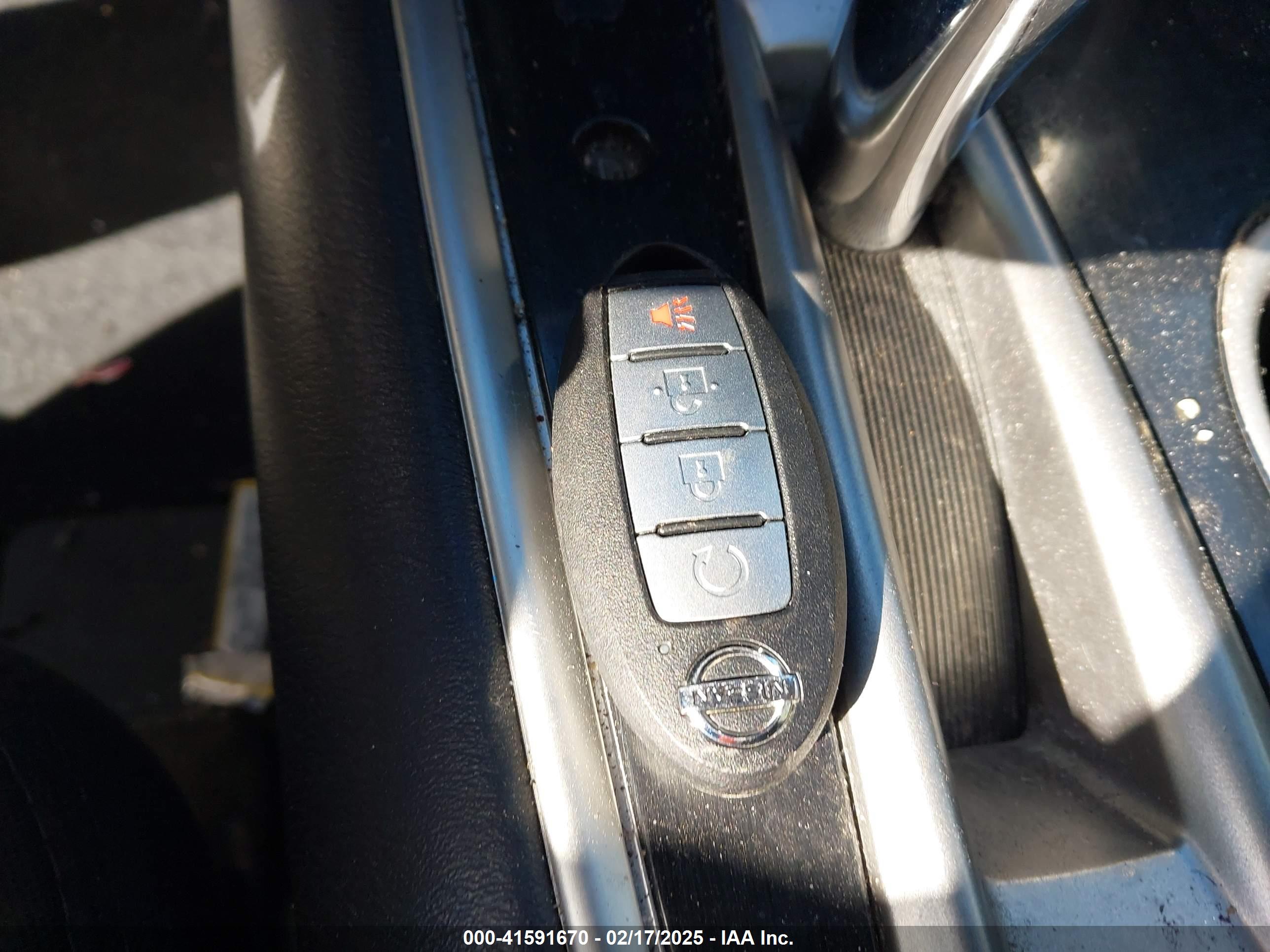 NISSAN PATHFINDER image 11