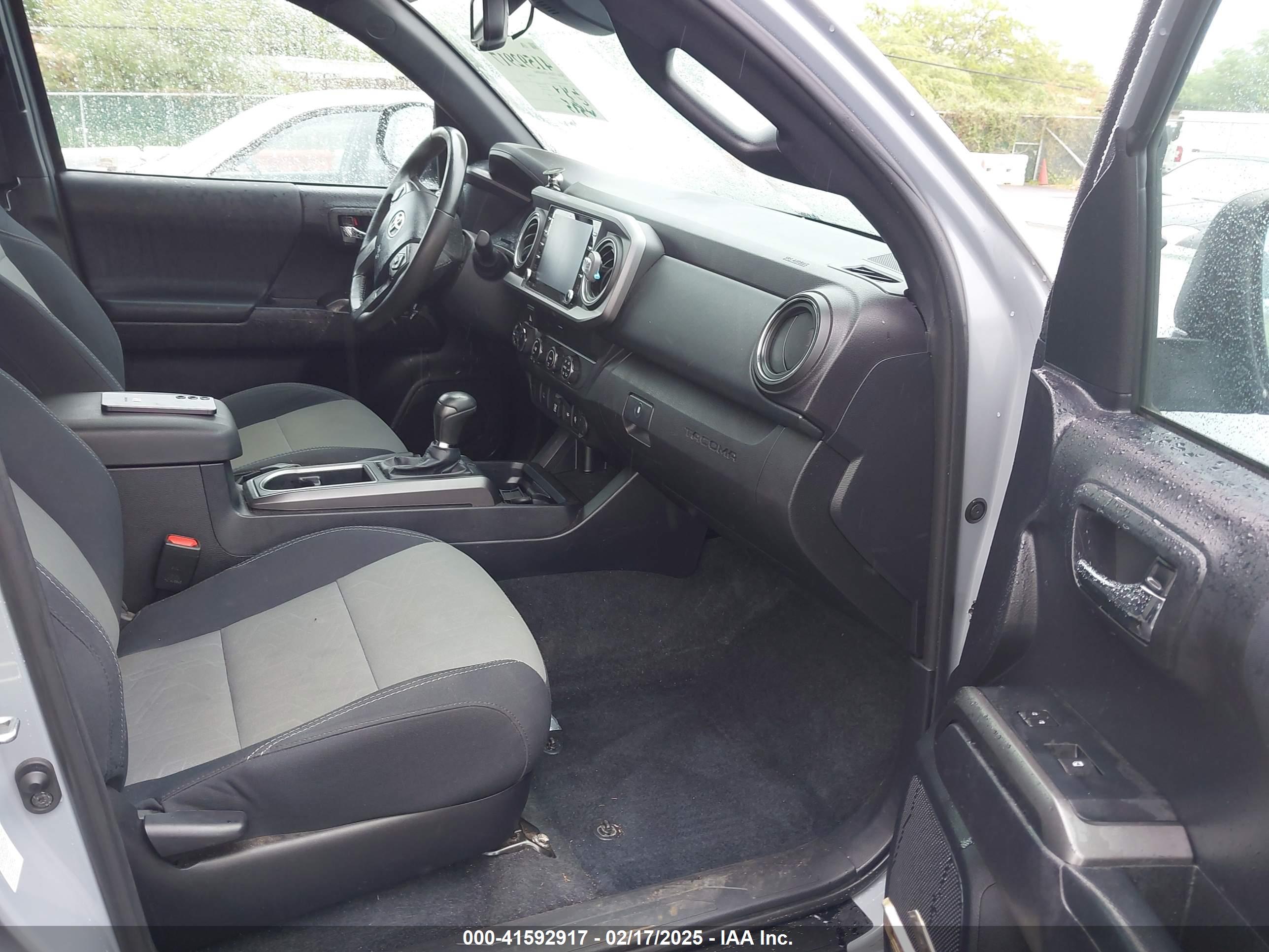 TOYOTA TACOMA image 5