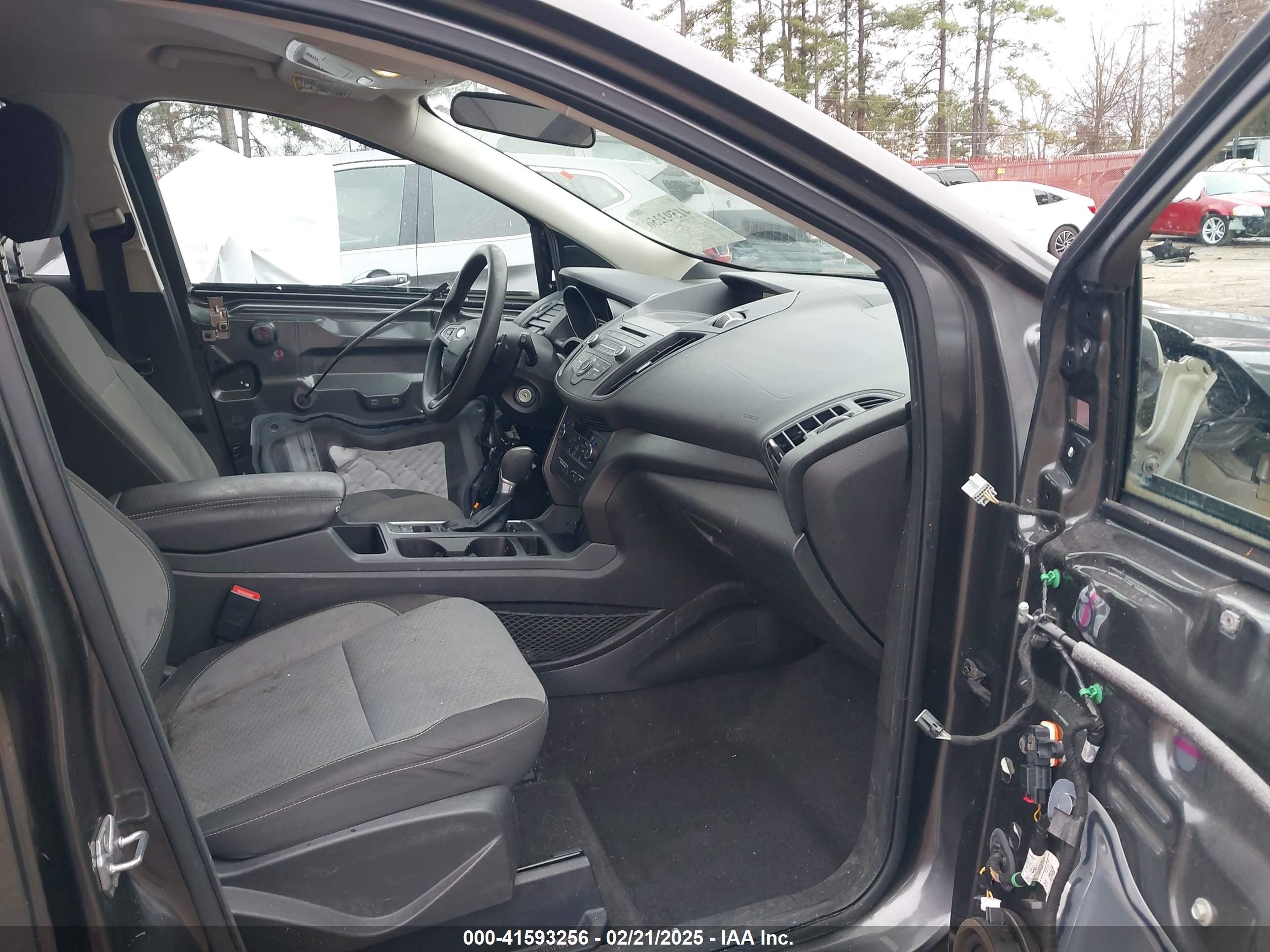 FORD ESCAPE image 5