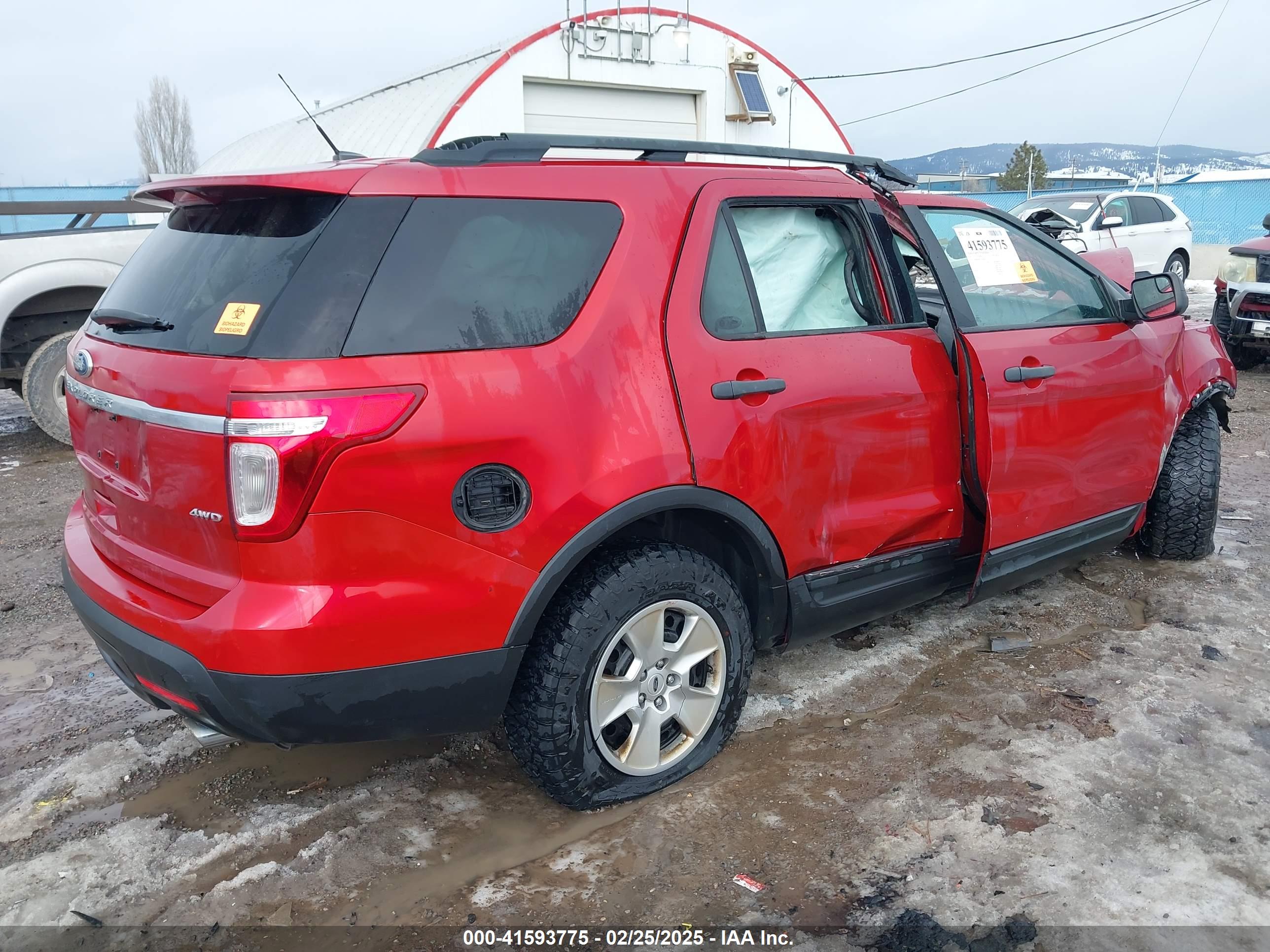 FORD EXPLORER image 4