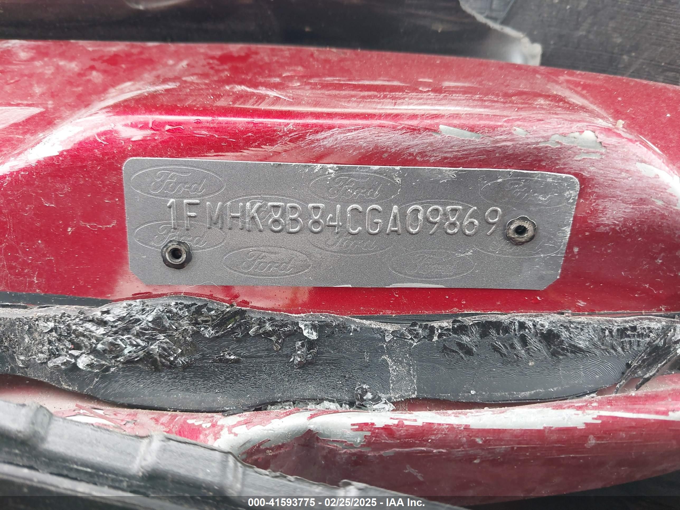 FORD EXPLORER image 9