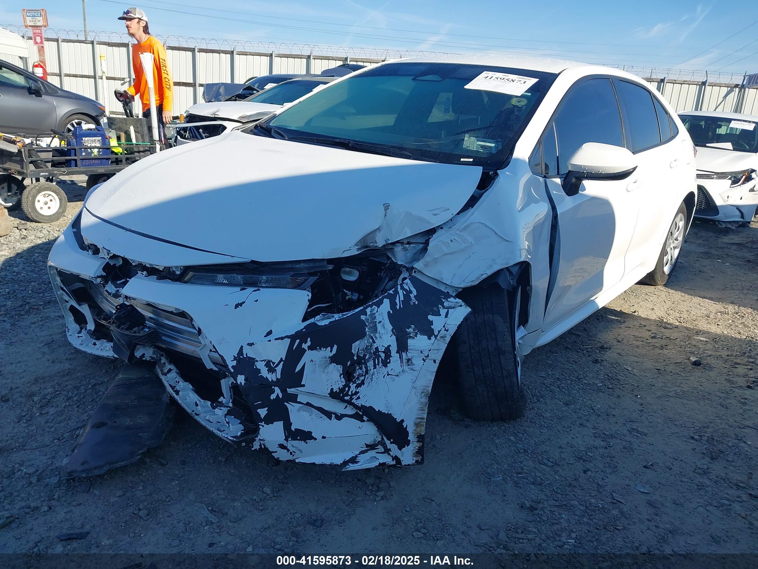 TOYOTA COROLLA image 6