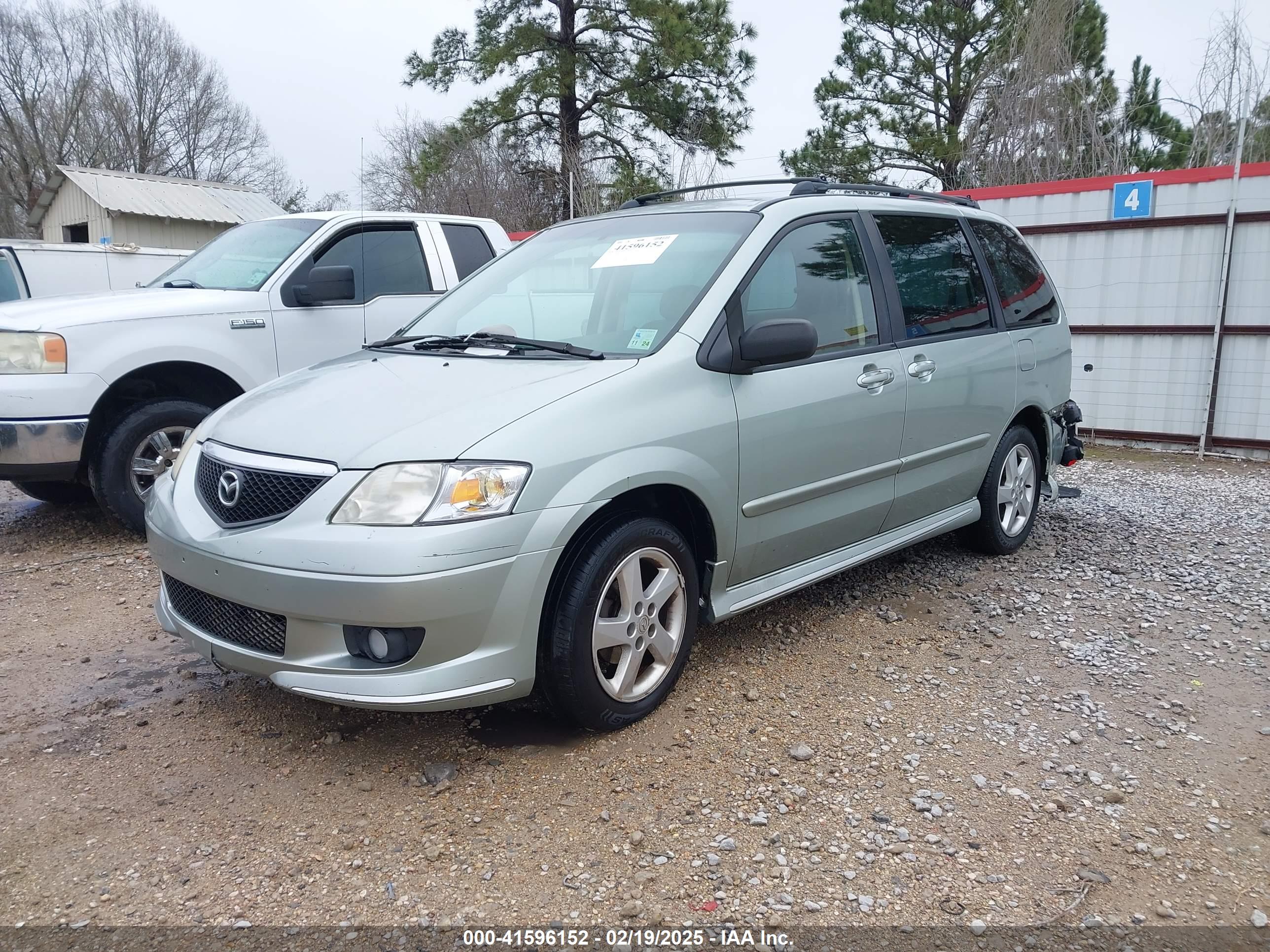 MAZDA MPV image 2