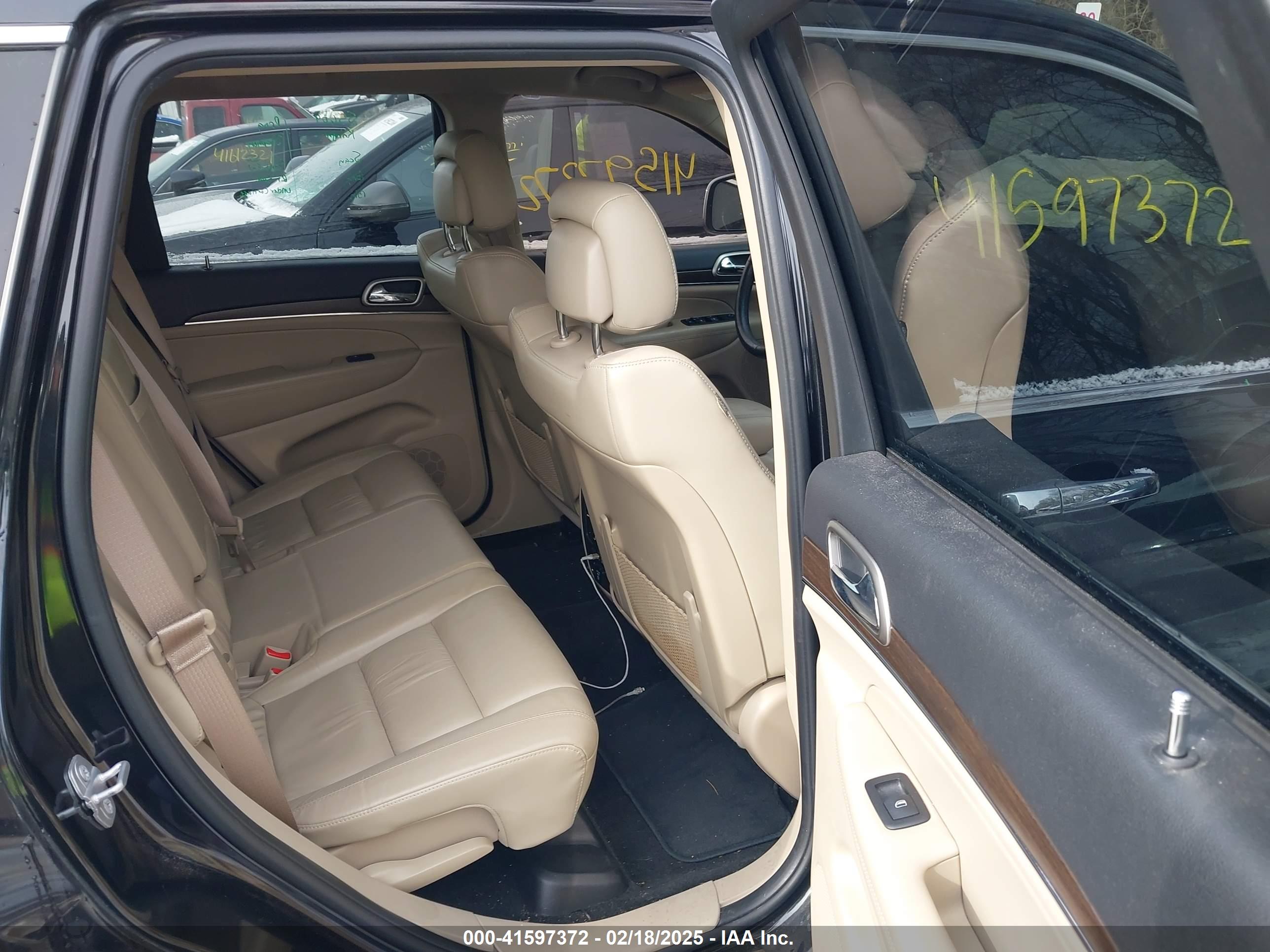 JEEP GRAND image 8